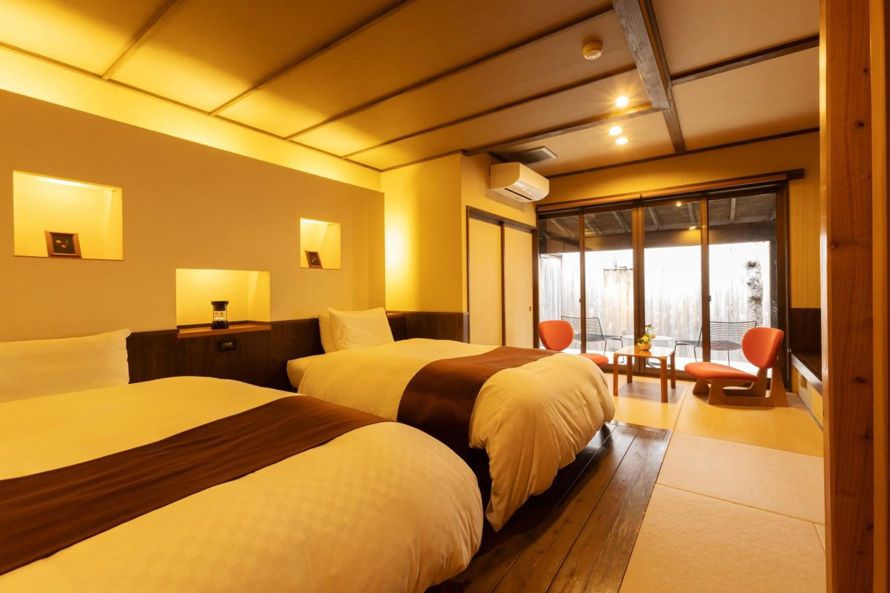 Bedroom, Bed in Ichiraku tendo spa & brewery