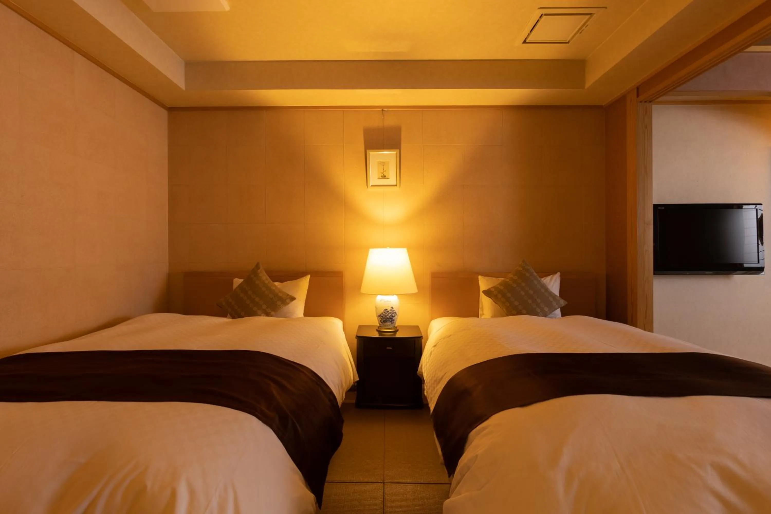 Bedroom, Bed in Ichiraku tendo spa & brewery