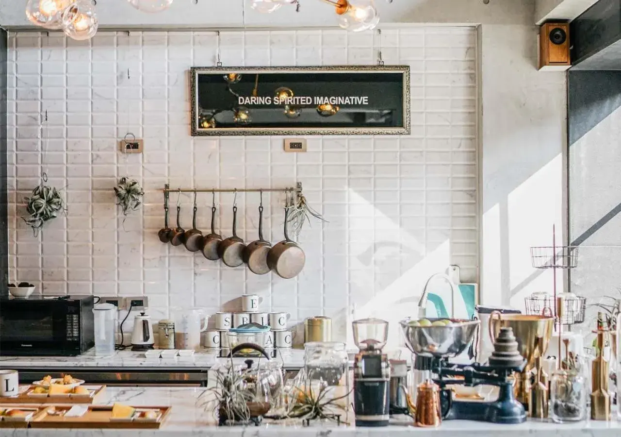 Restaurant/places to eat in PAPO'A Hotel Restaurant/places to eat in PAPO'A Hotel