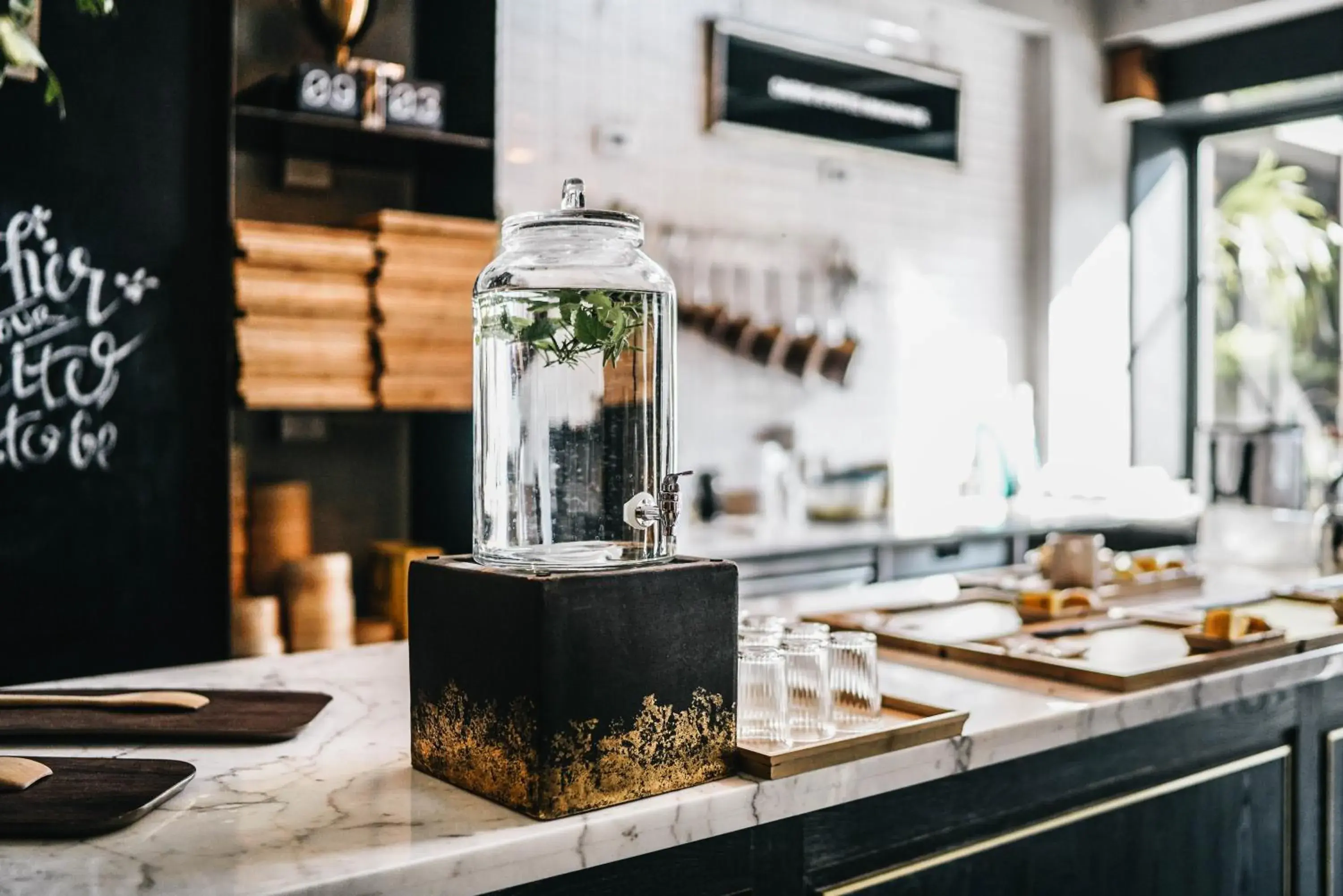 Restaurant/places to eat in PAPO'A Hotel Restaurant/places to eat in PAPO'A Hotel