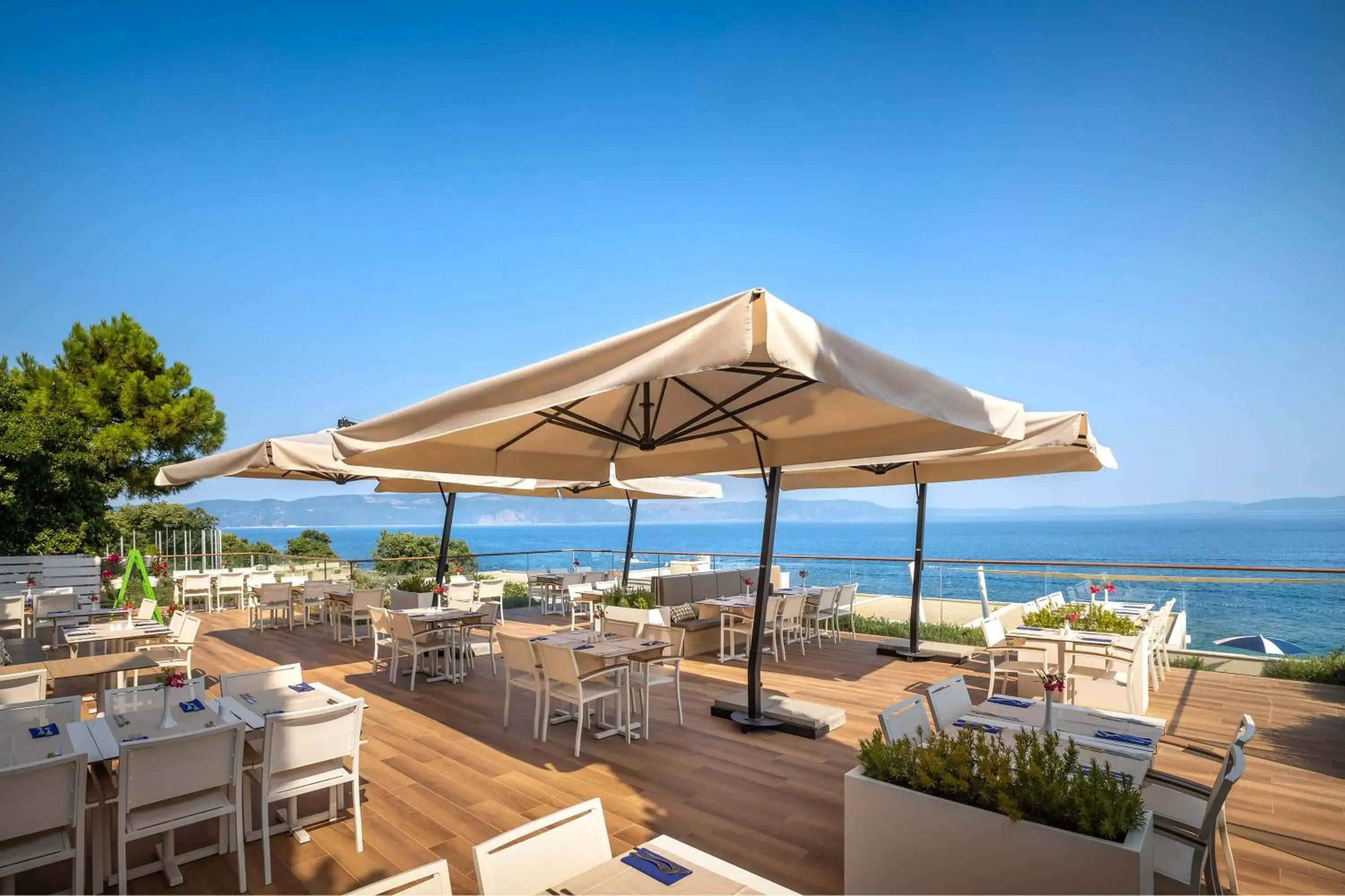 Restaurant/places to eat in Valamar Bellevue Resort Restaurant/places to eat in Valamar Bellevue Resort