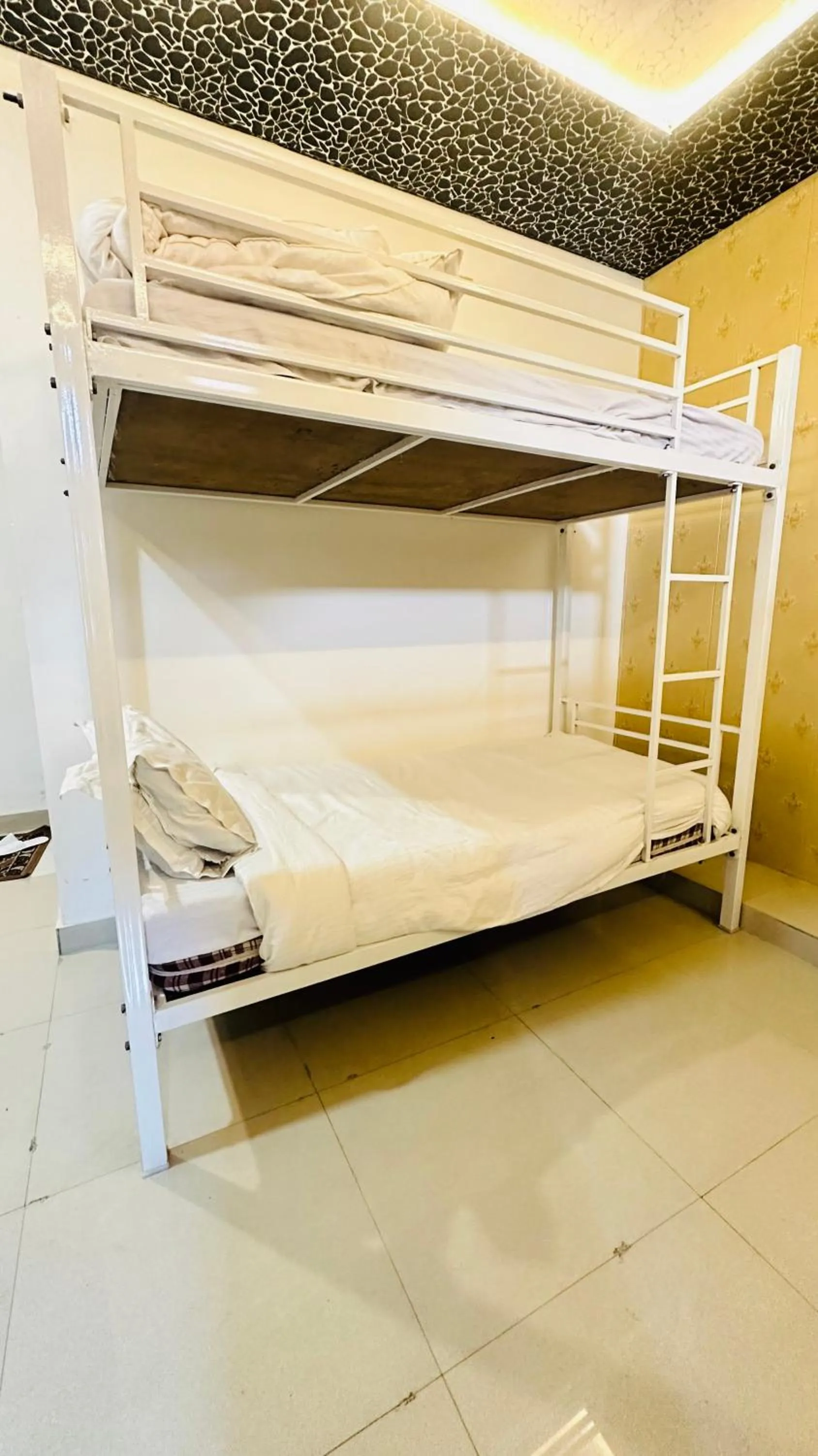 bunk bed, Bed in Nahargarh Palace Hotel