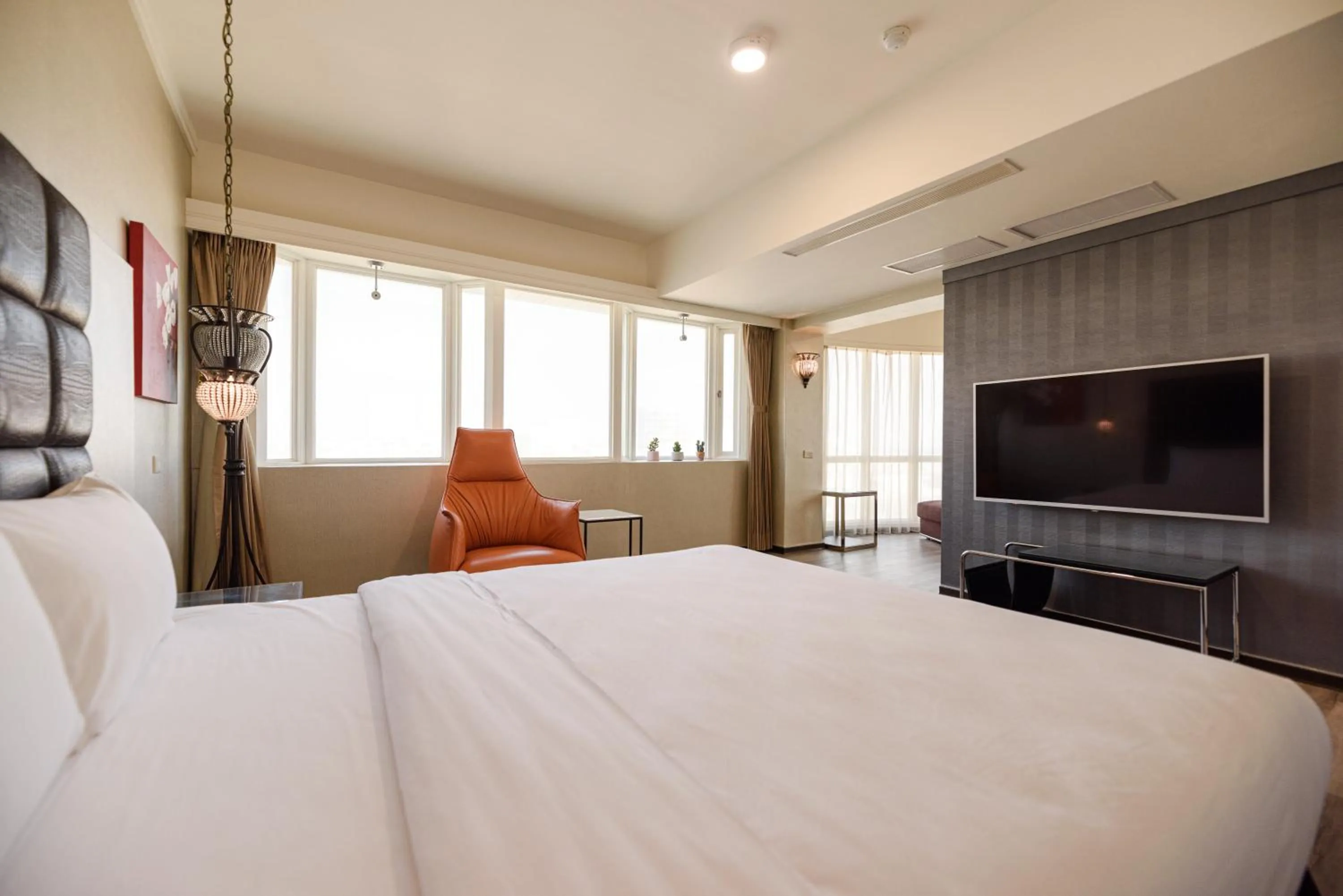 Bed in Jih Lih Hotel