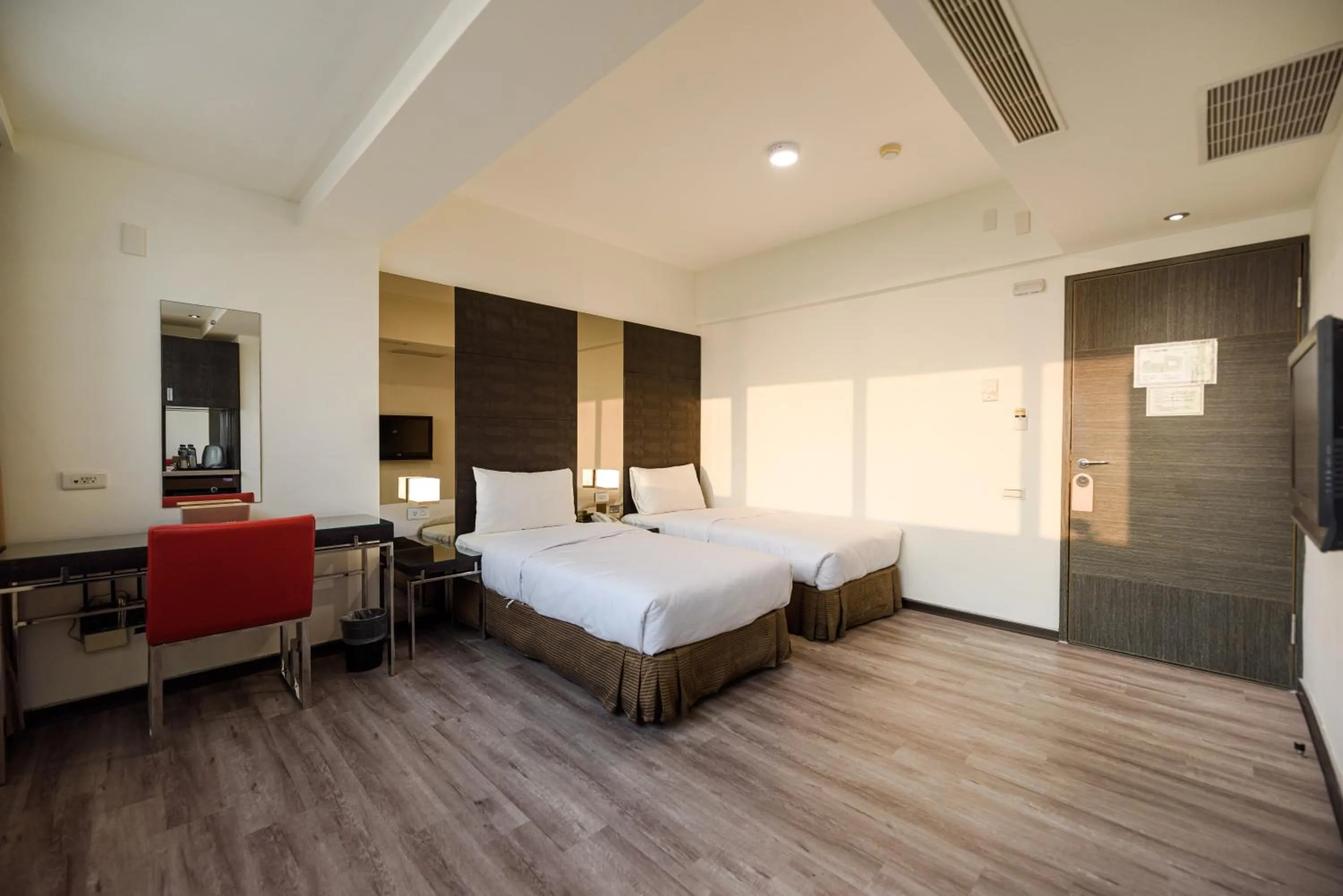 Bed in Jih Lih Hotel