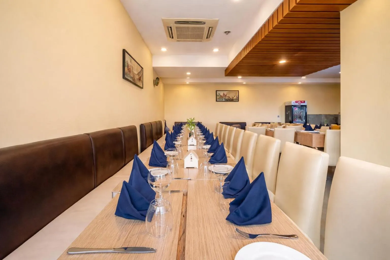 Restaurant/places to eat in Rama Trident, Katra