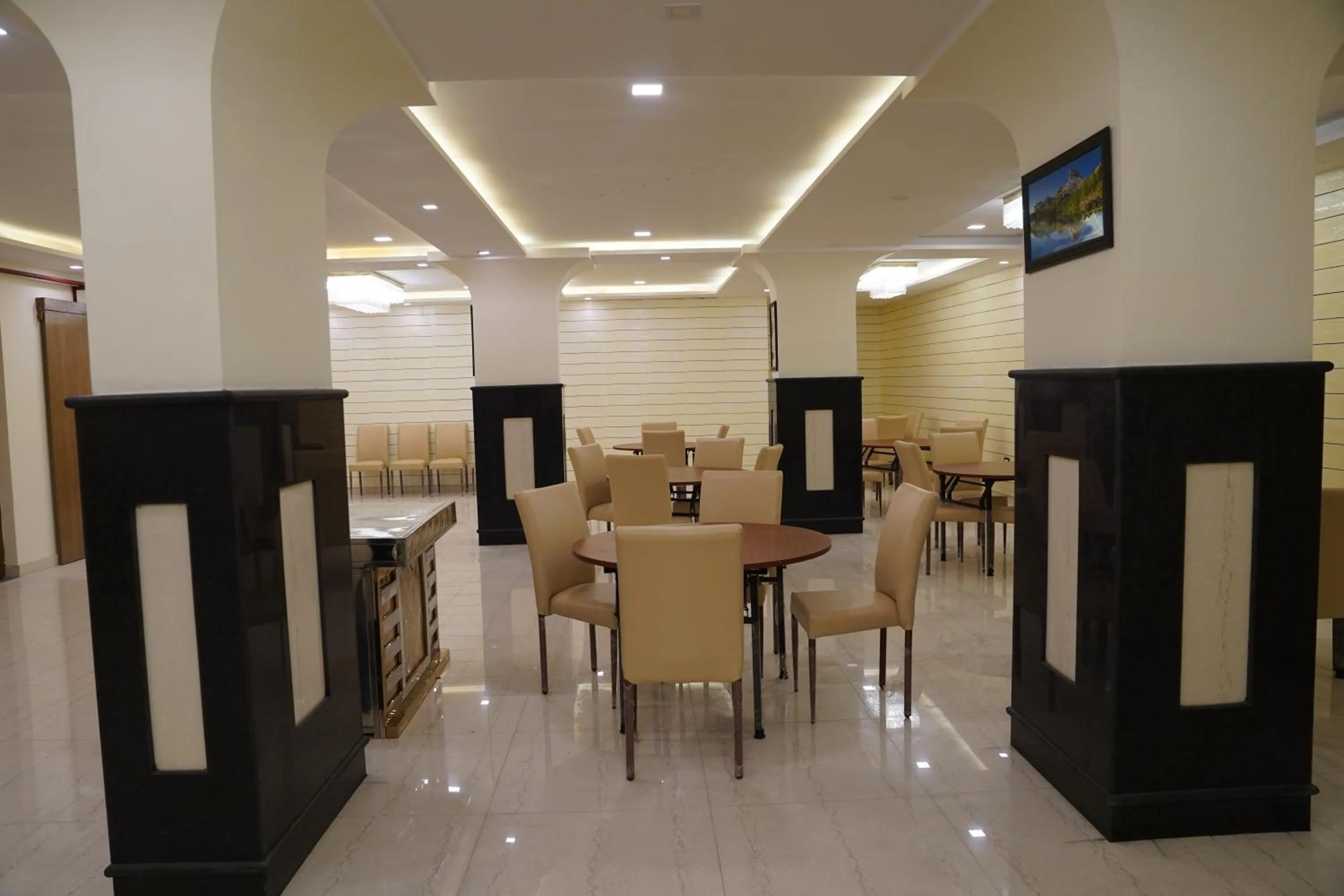 Banquet/Function facilities in Rama Trident, Katra