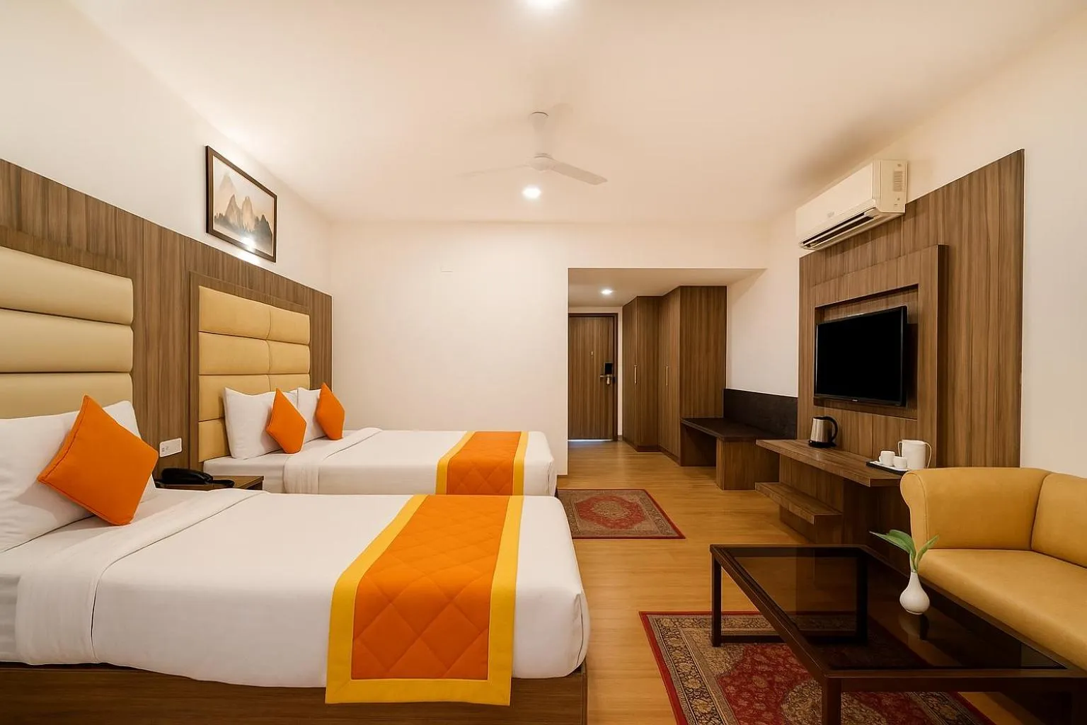 Living room, Bed in Rama Trident, Katra