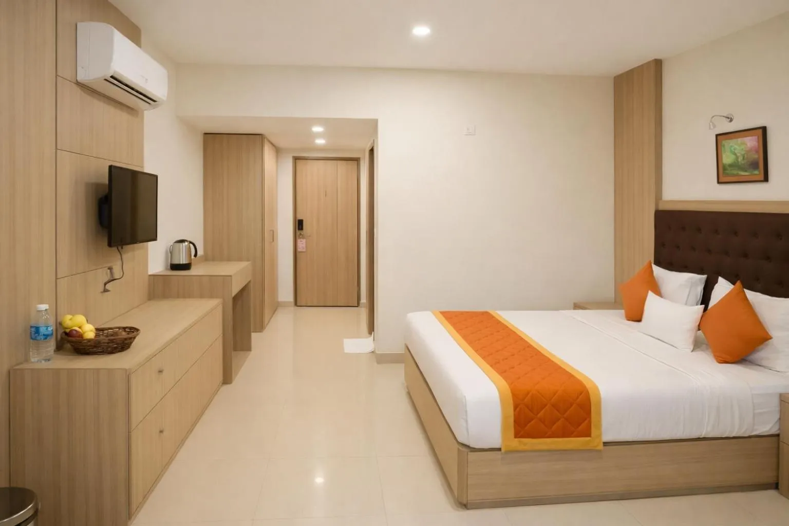 Bedroom, Bed in Rama Trident, Katra