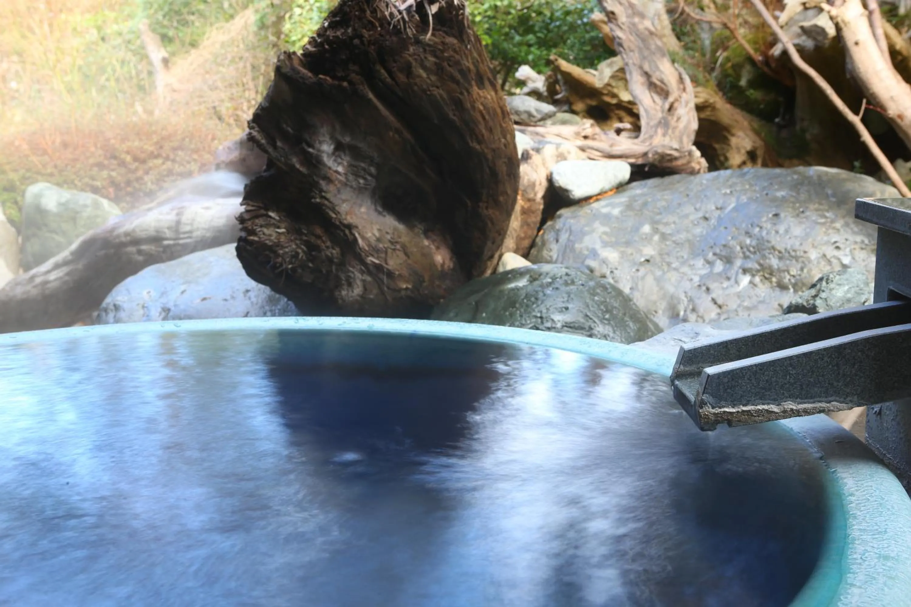 Hot Spring Bath in Hakone Hisui