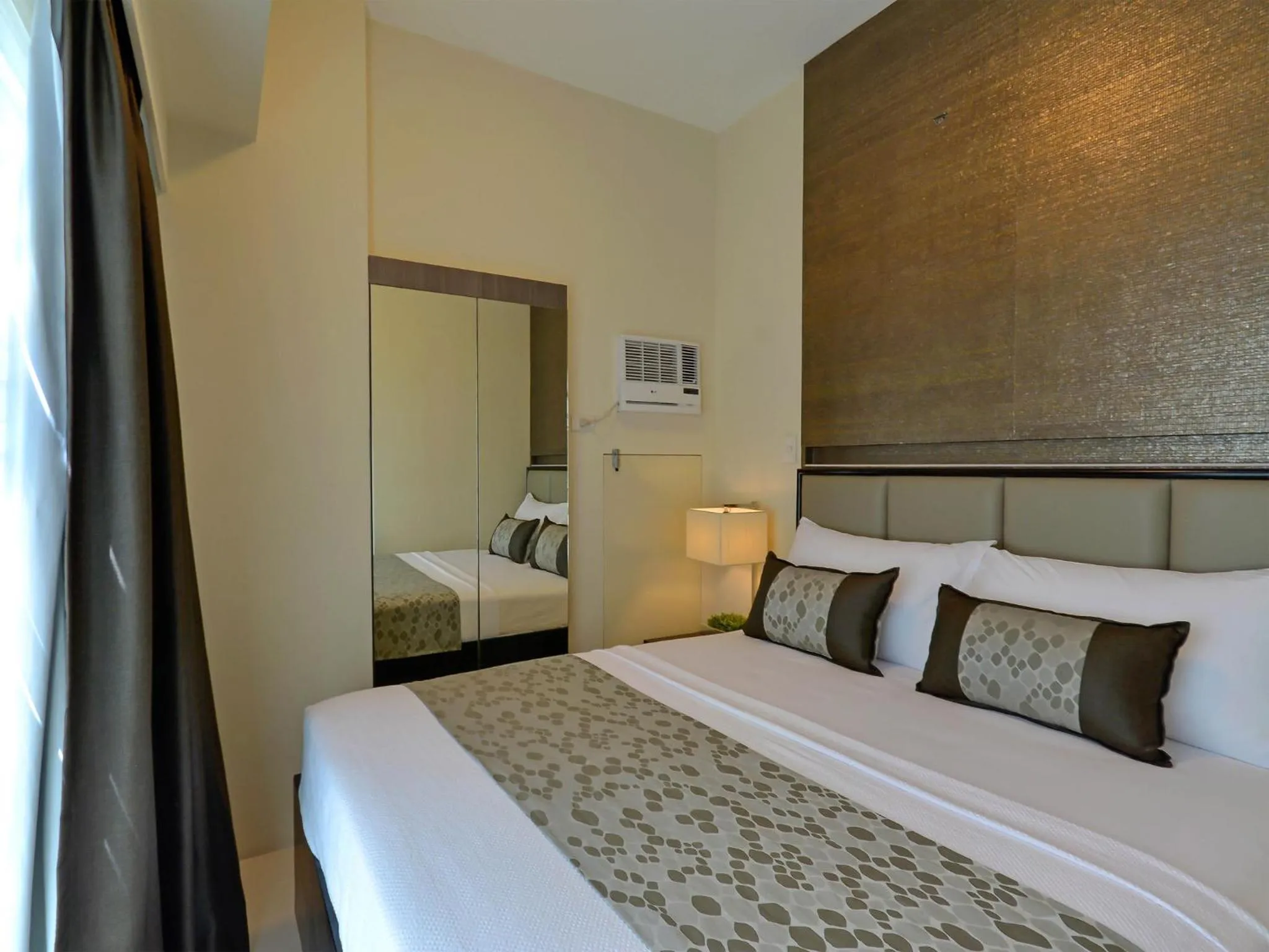 Bed in Currency Serviced Suites