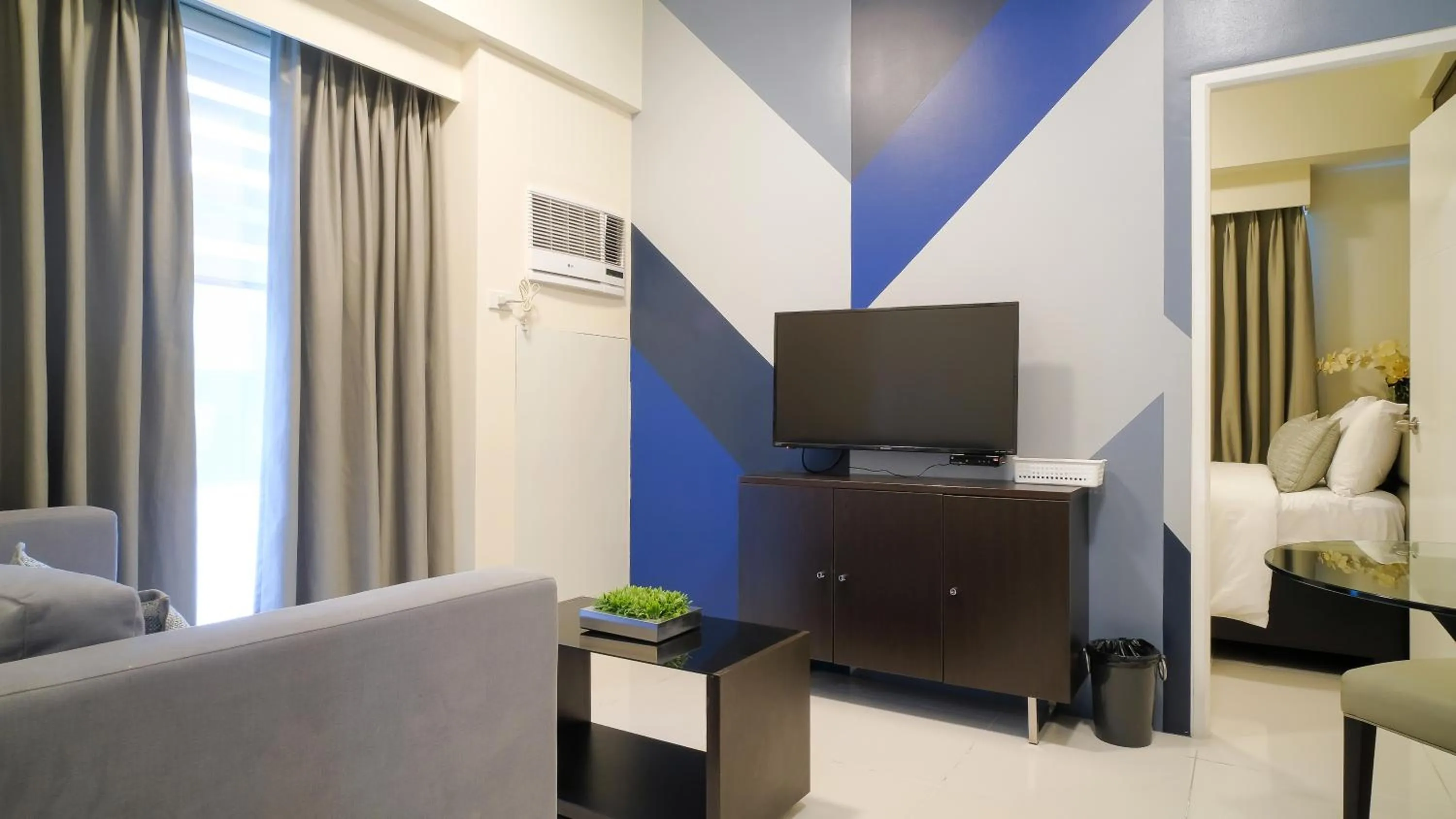 Bed in Currency Serviced Suites