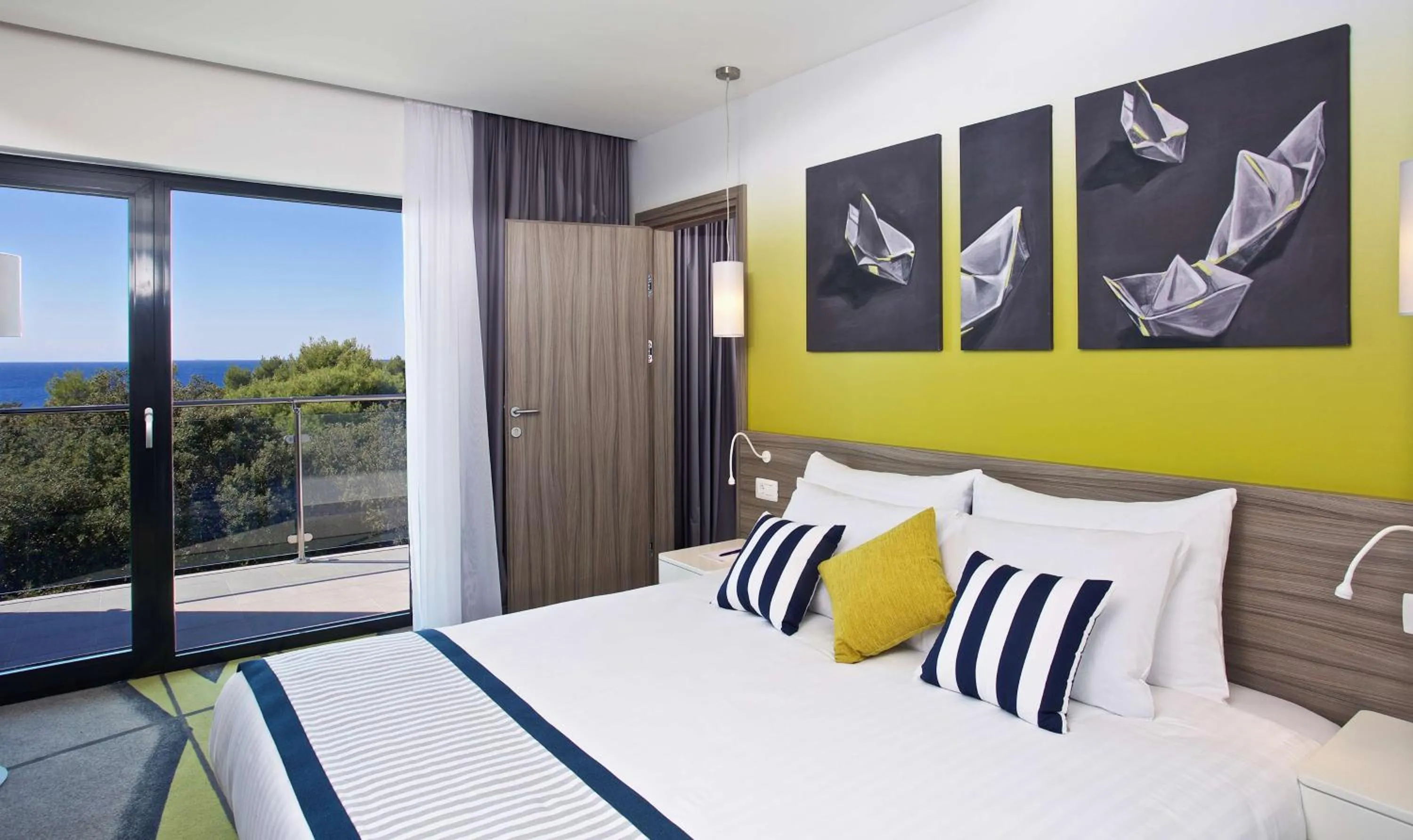 Bed in Park Plaza Arena Pula