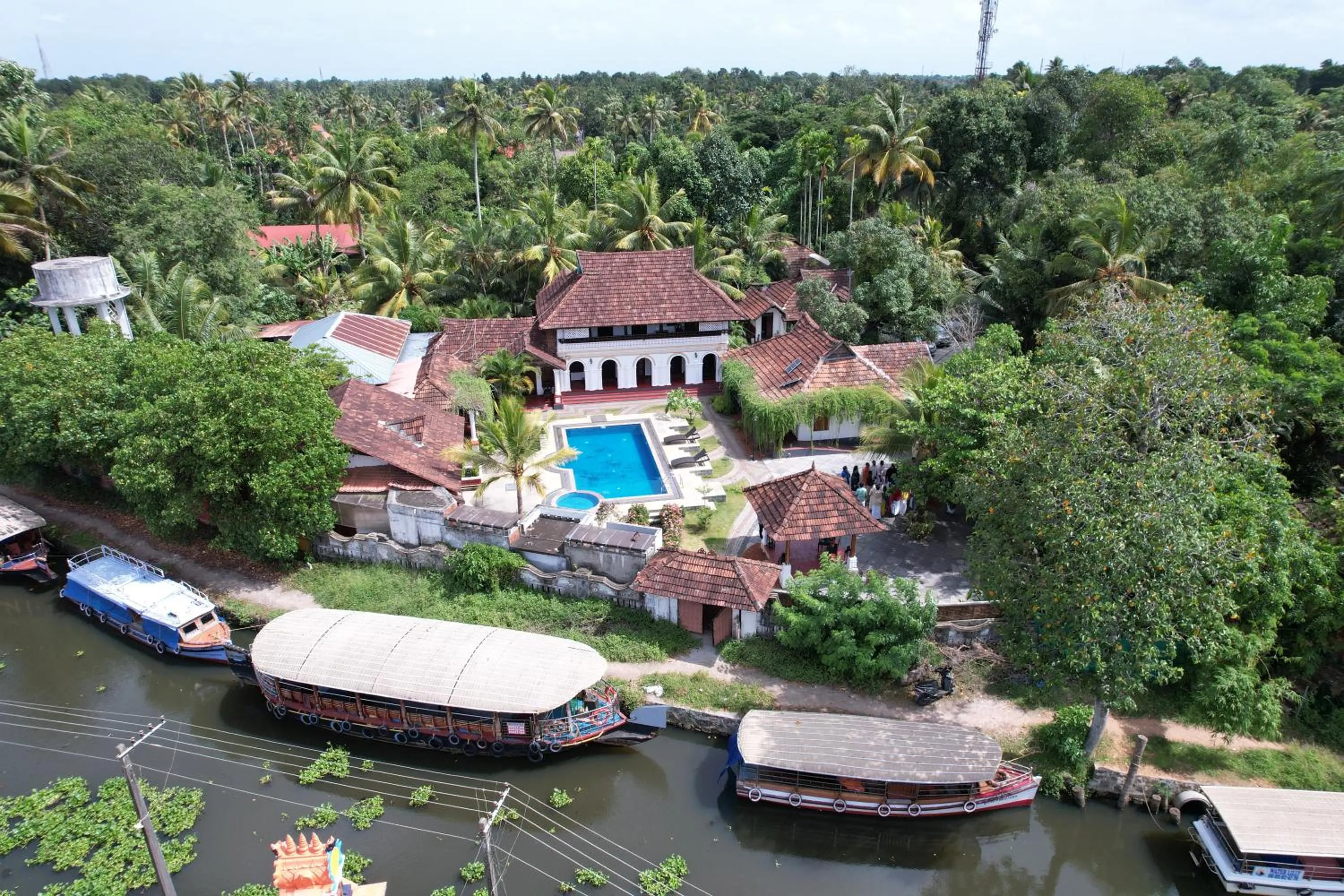 Property building in Kumarakom Tharavadu - A Heritage Hotel, Kumarakom By Perfect Stays