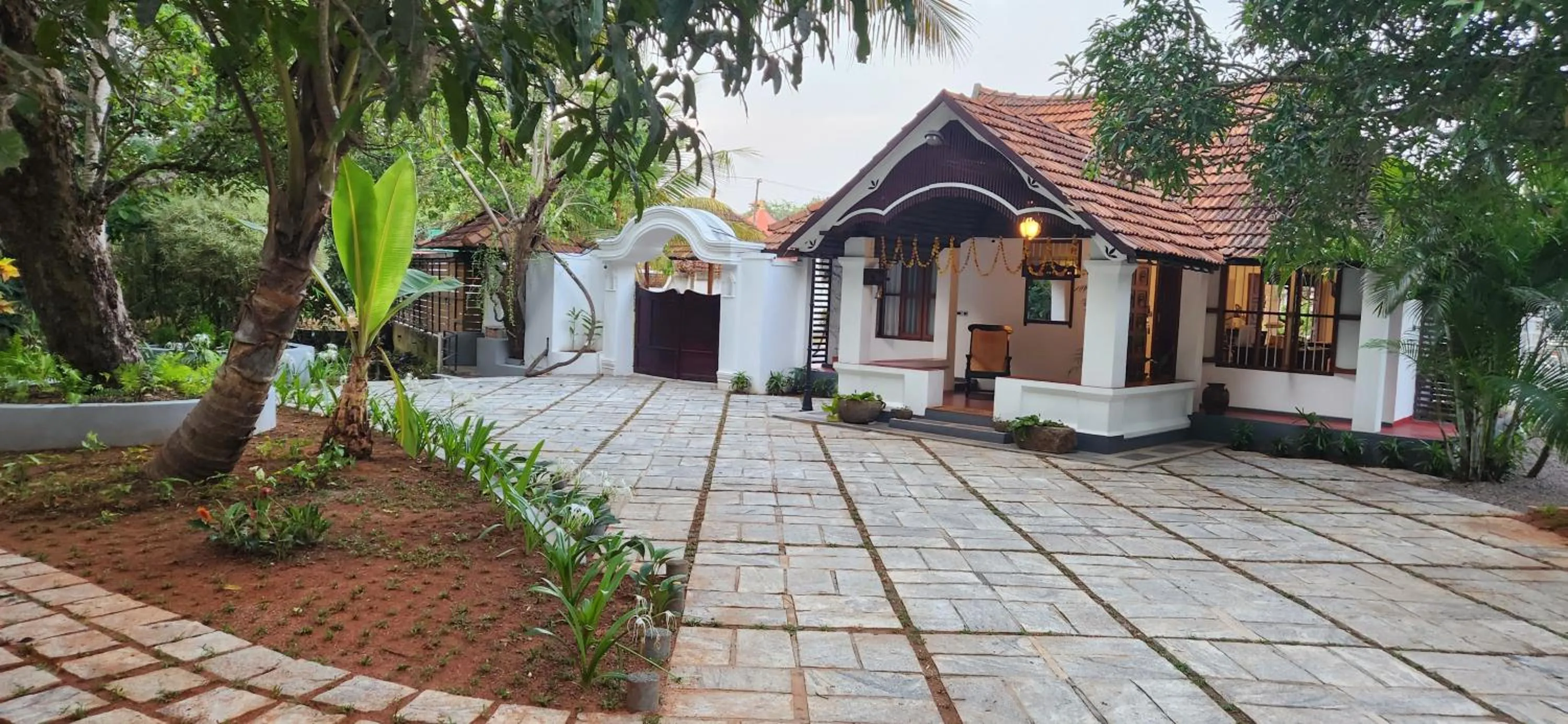 Property building in Kumarakom Tharavadu - A Heritage Hotel, Kumarakom By Perfect Stays