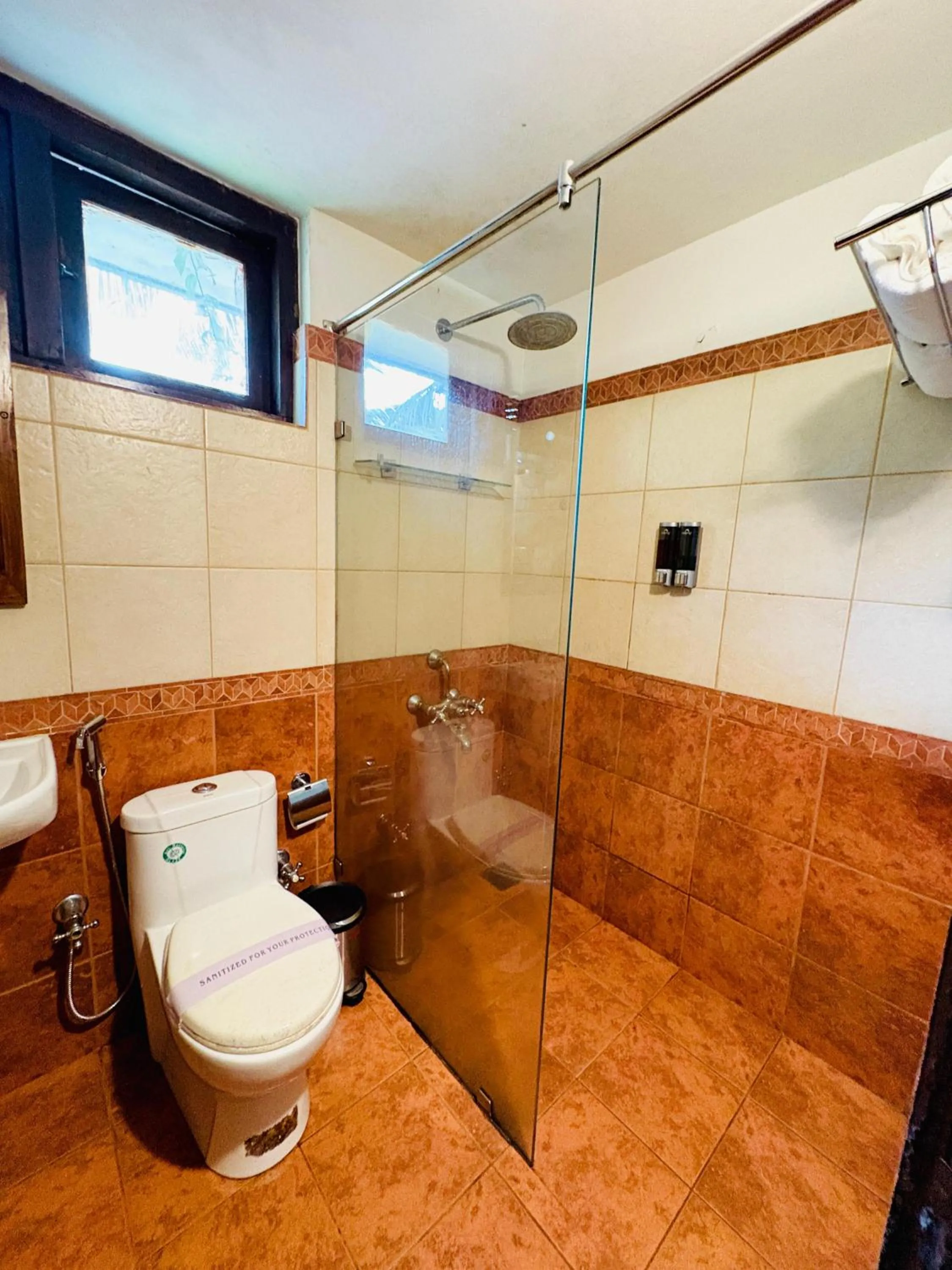 Toilet in Kumarakom Tharavadu - A Heritage Hotel, Kumarakom By Perfect Stays