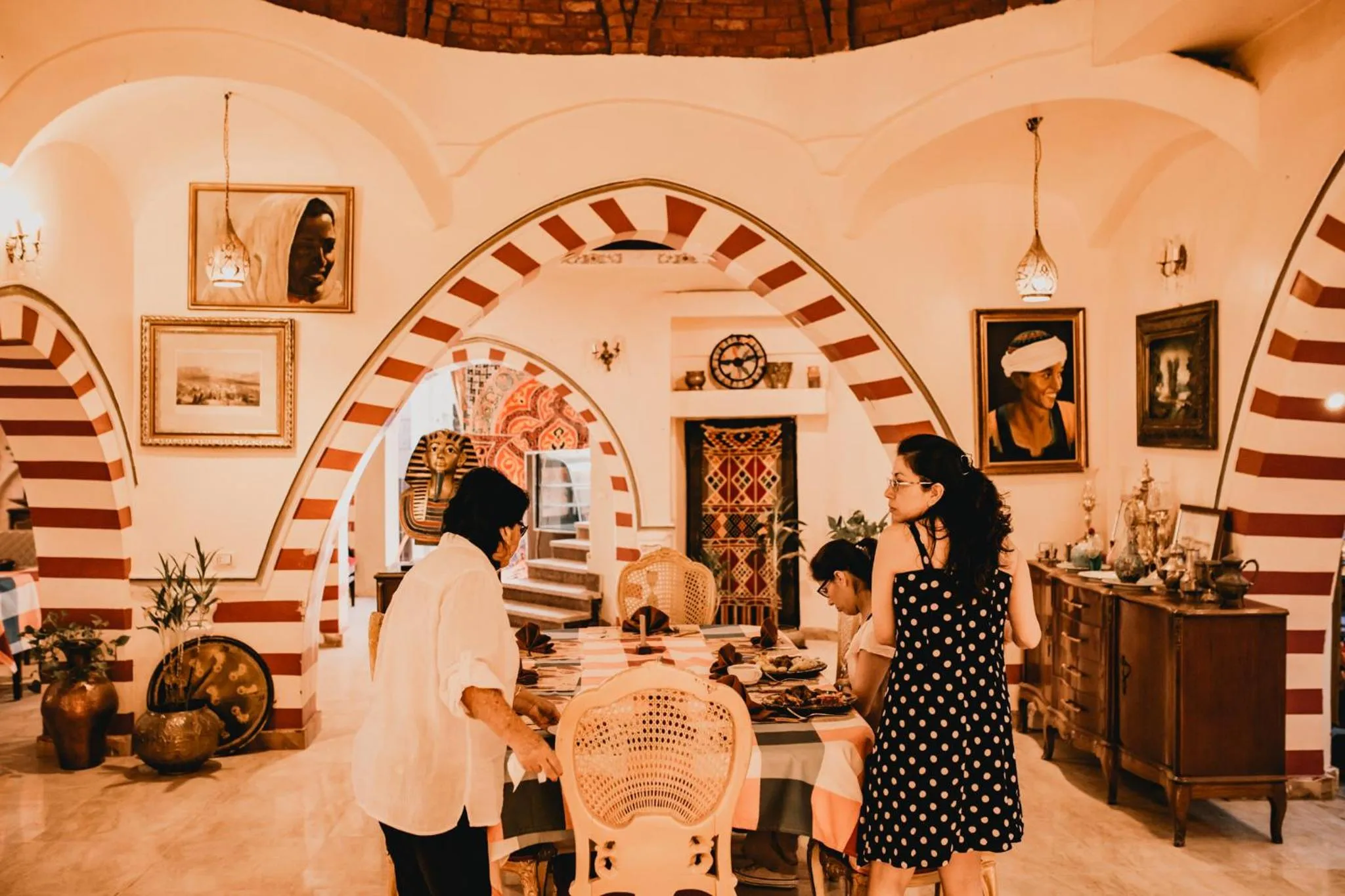 Restaurant/places to eat in Tuya Hotel