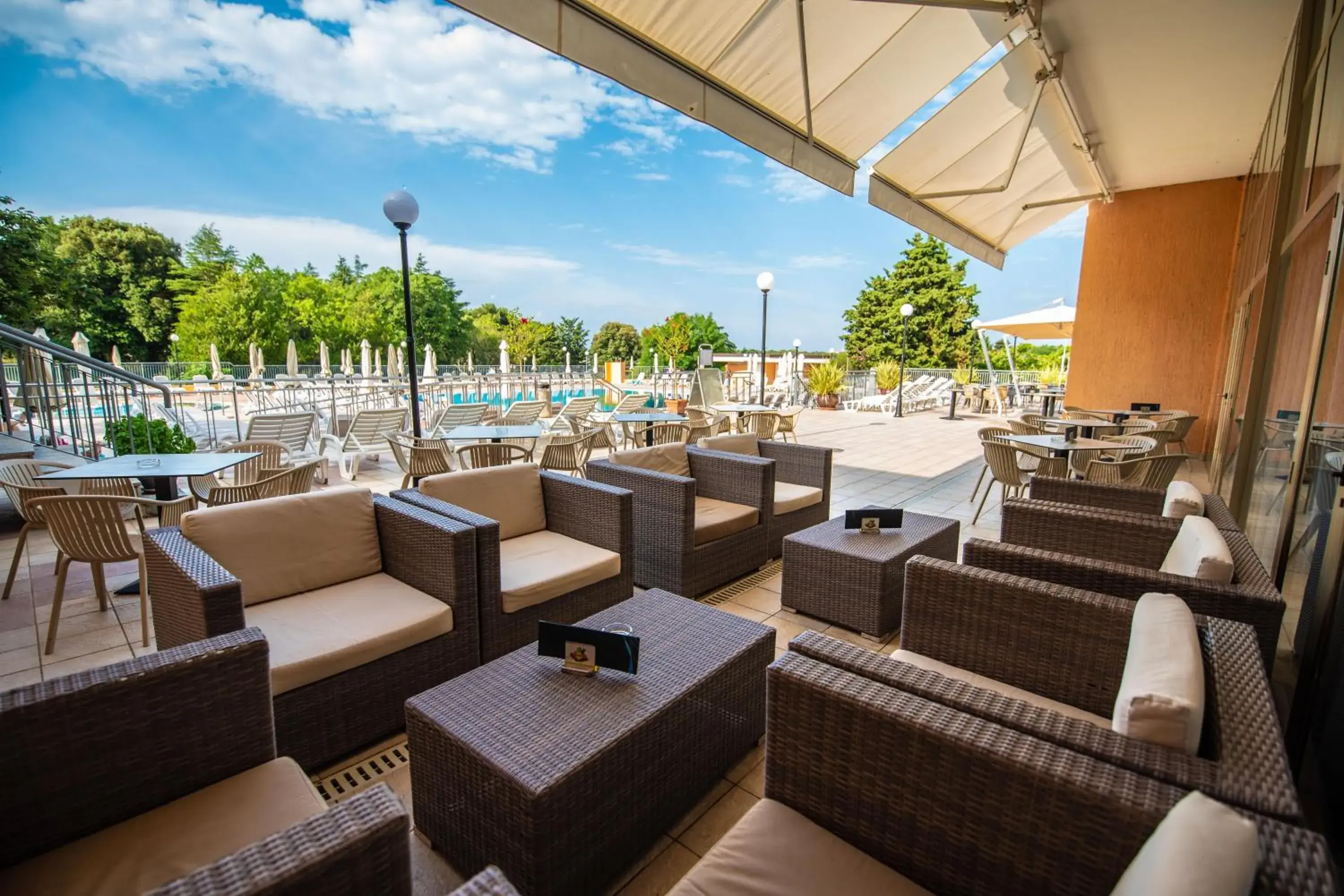 Balcony/Terrace, Restaurant/Places to Eat in Arena Hotel Holiday