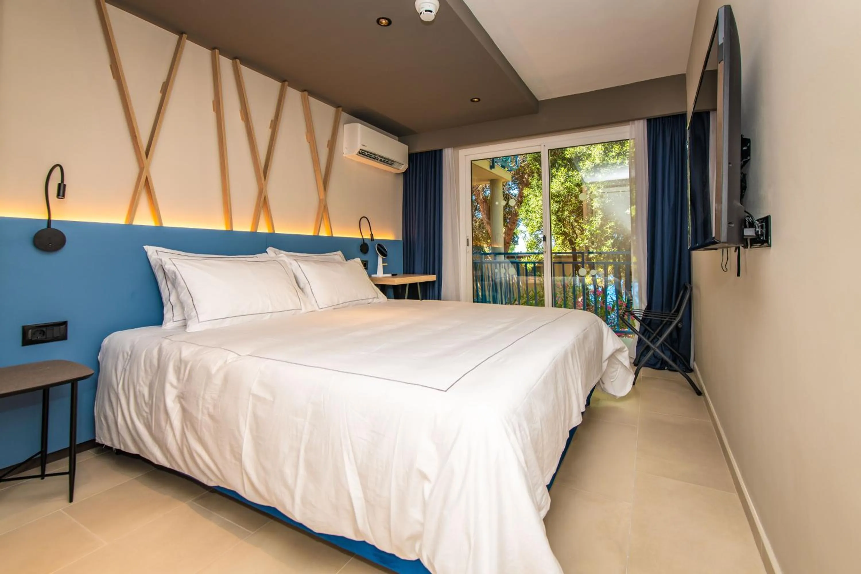 Bed in Arena Verudela Beach