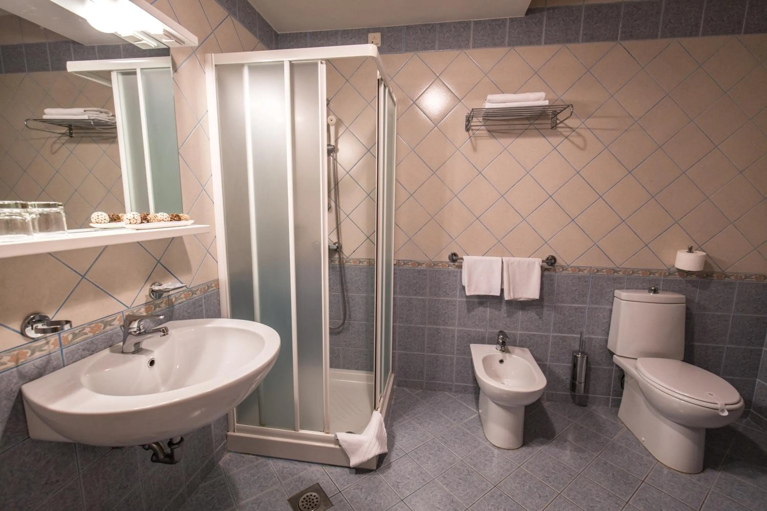 Shower in Splendid Resort