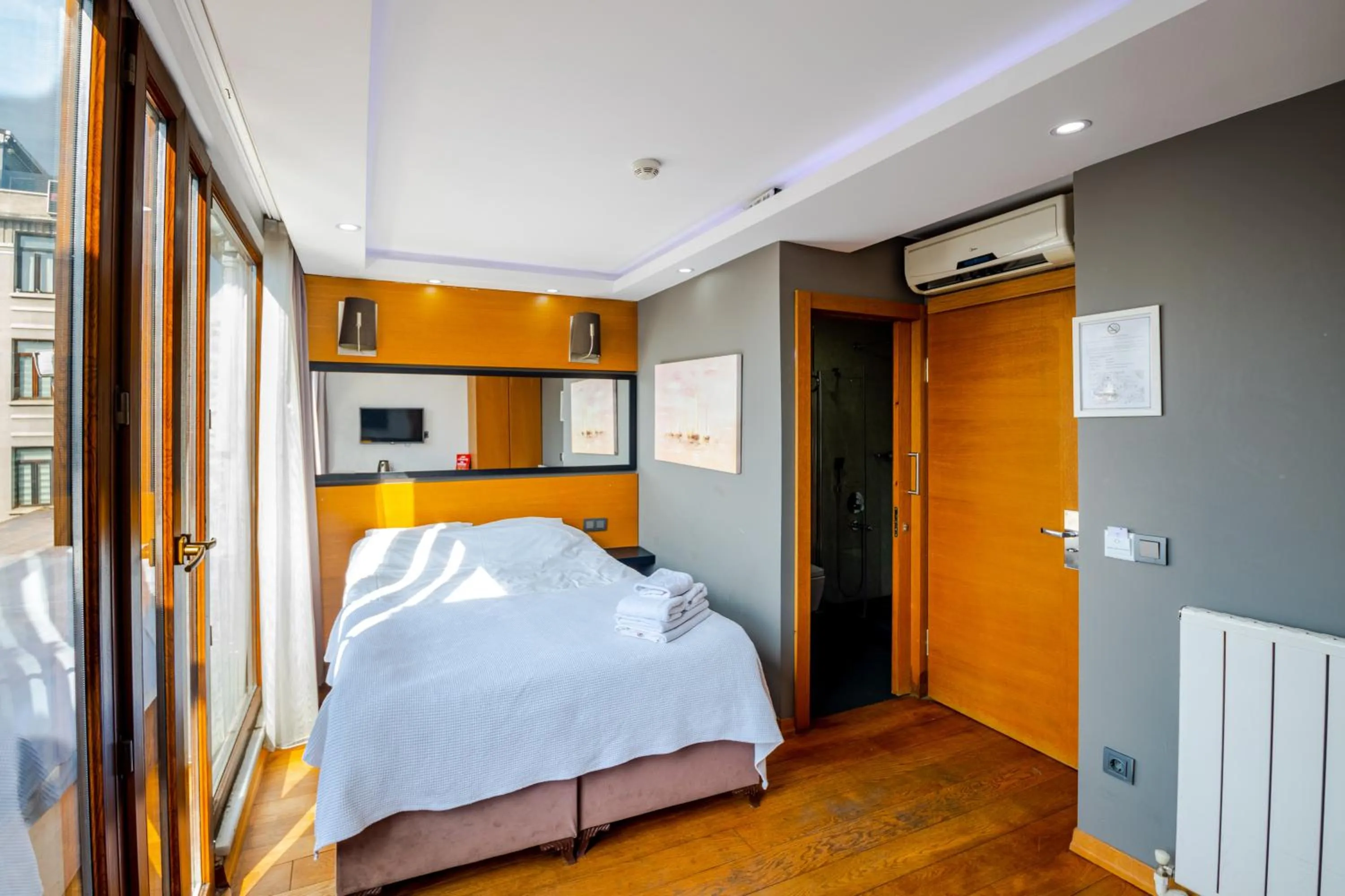 Massage in Xenia Hotel Taksim