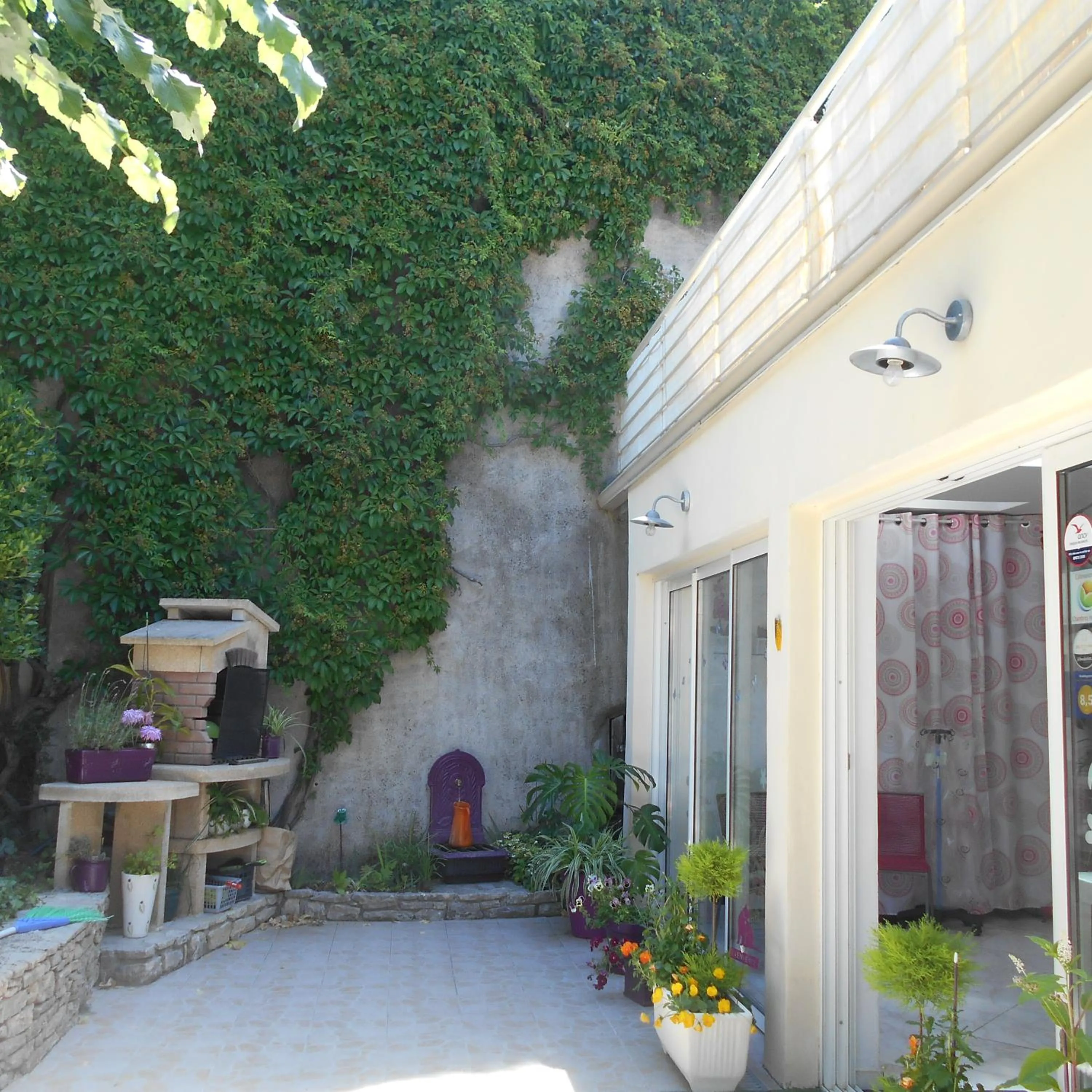 Balcony/Terrace in Louminai