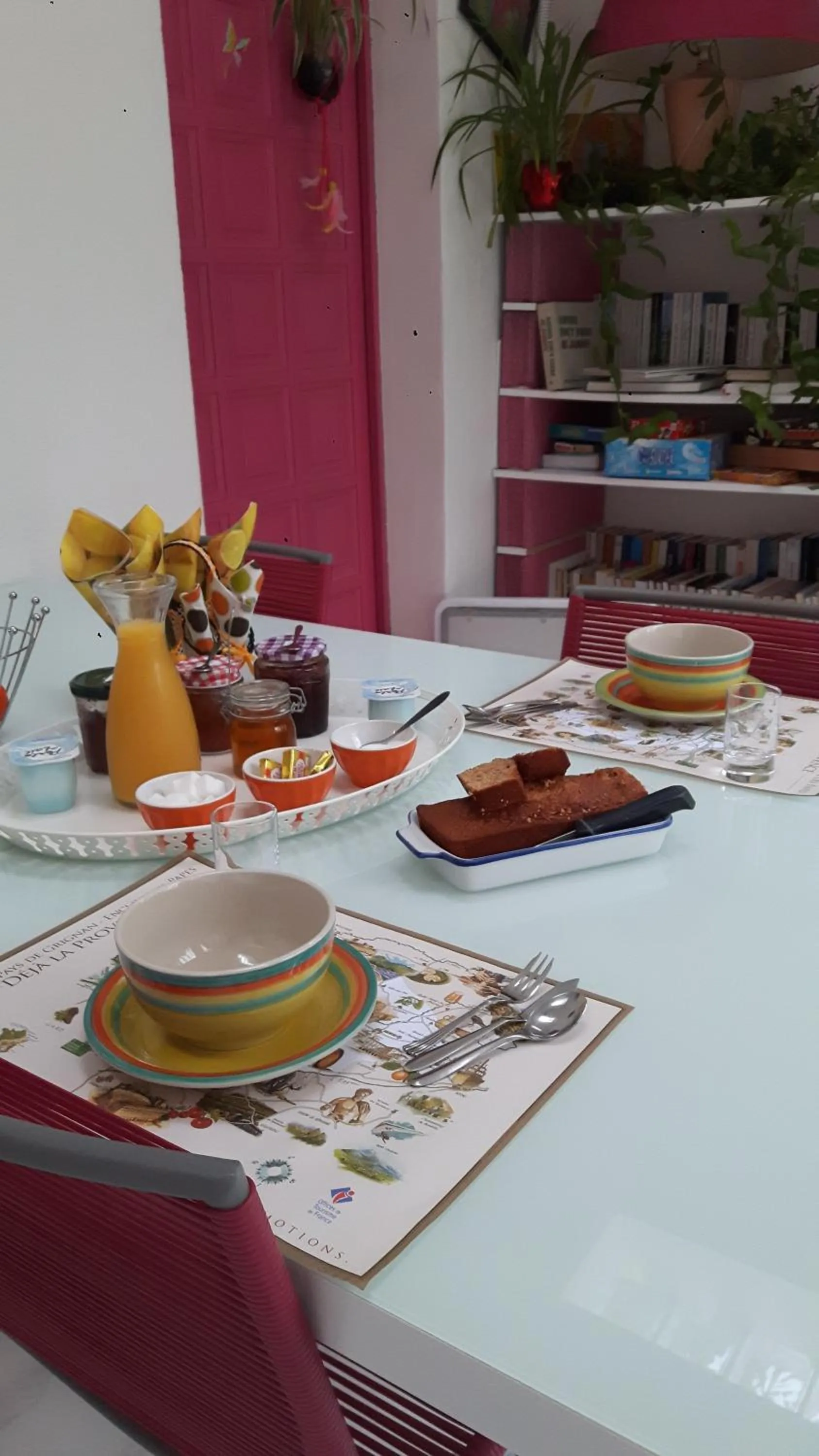 Dining area in Louminai