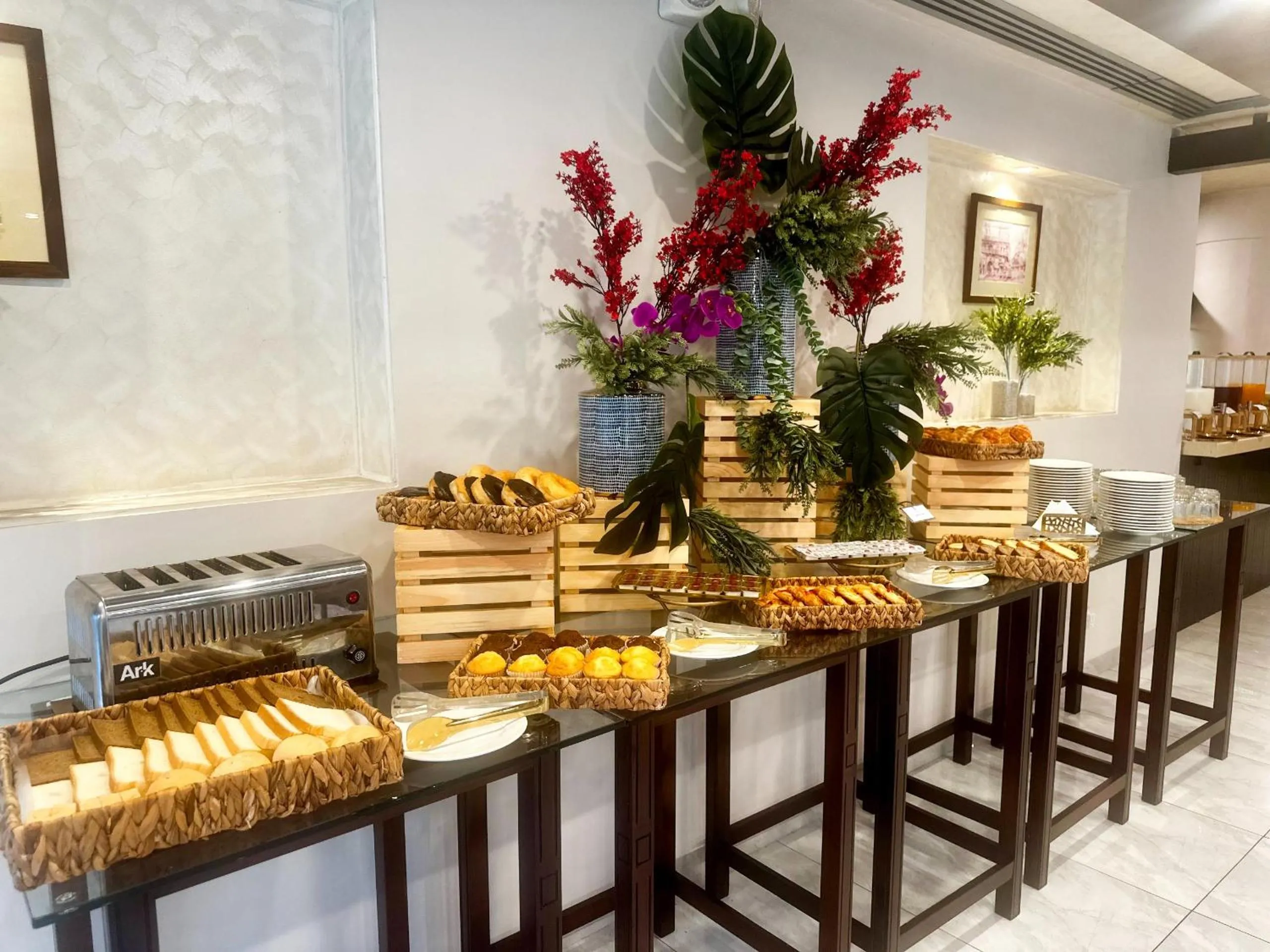 Buffet breakfast in Hotel Margala