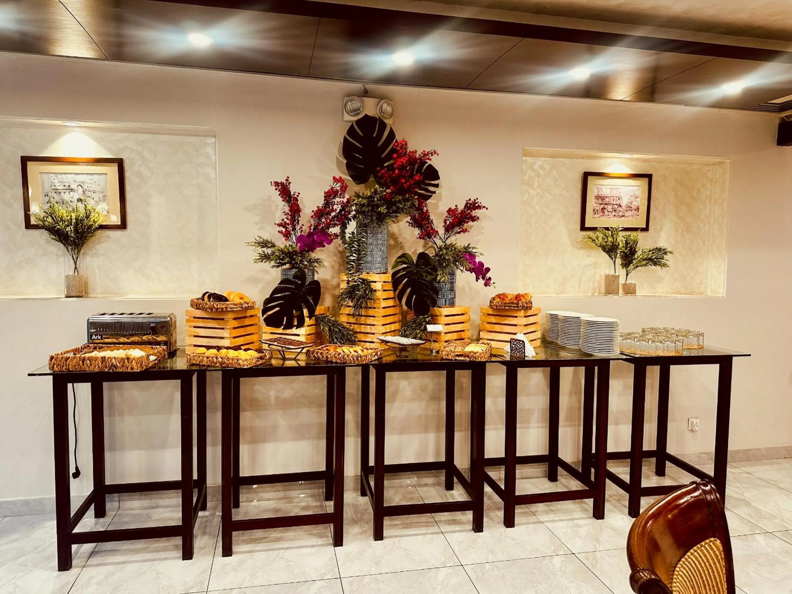 Food and drinks in Hotel Margala