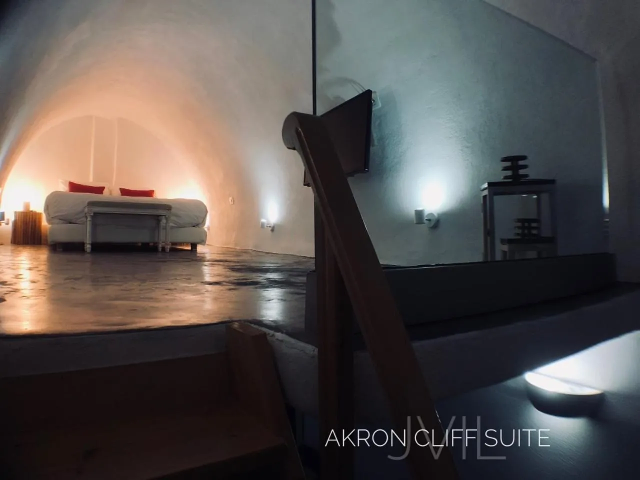 Bedroom in Akron Cliff Suite