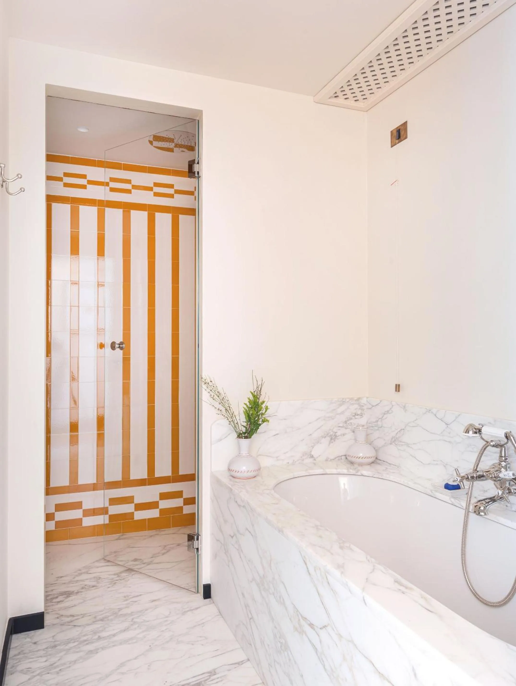 Bathroom, Bed in Splendido Mare, A Belmond Hotel, Portofino