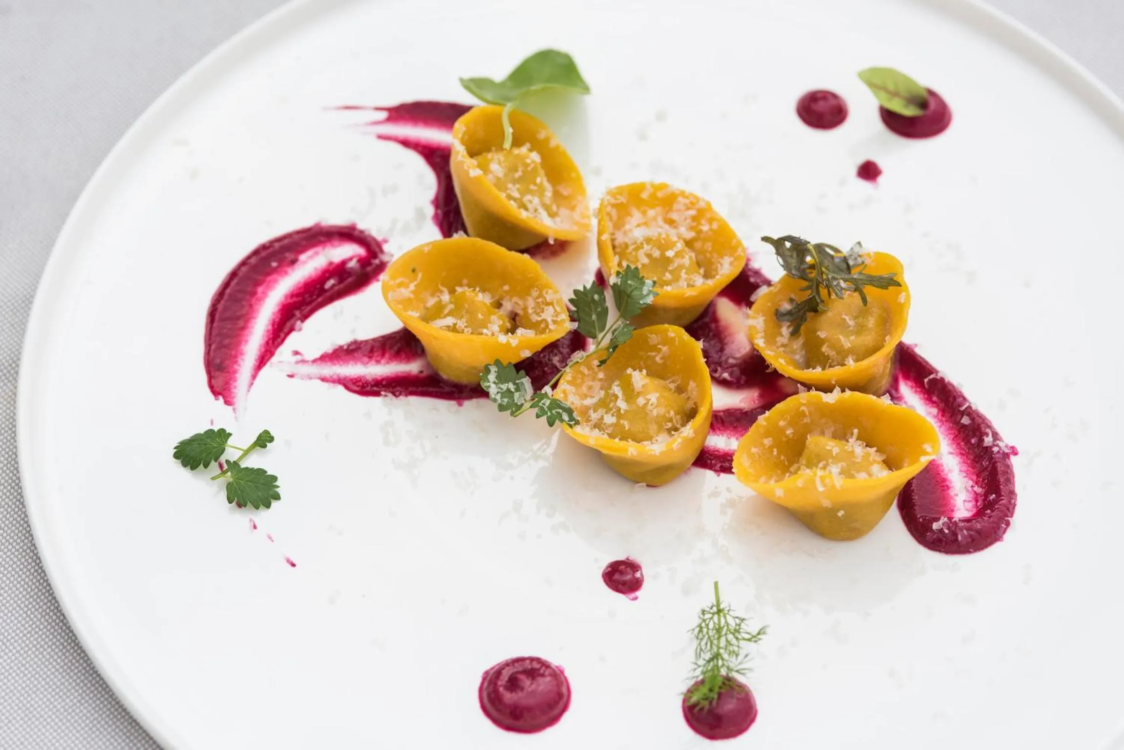 Restaurant/places to eat in Seehotel Ambach