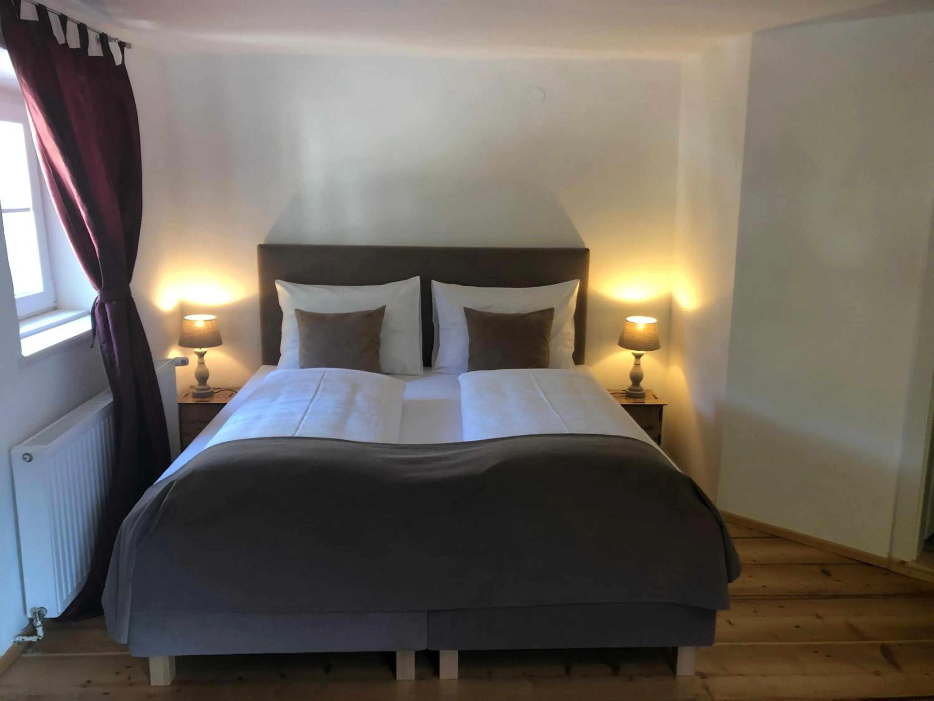 Bed in Fenix Hall Boutique Hotel Hallstatt