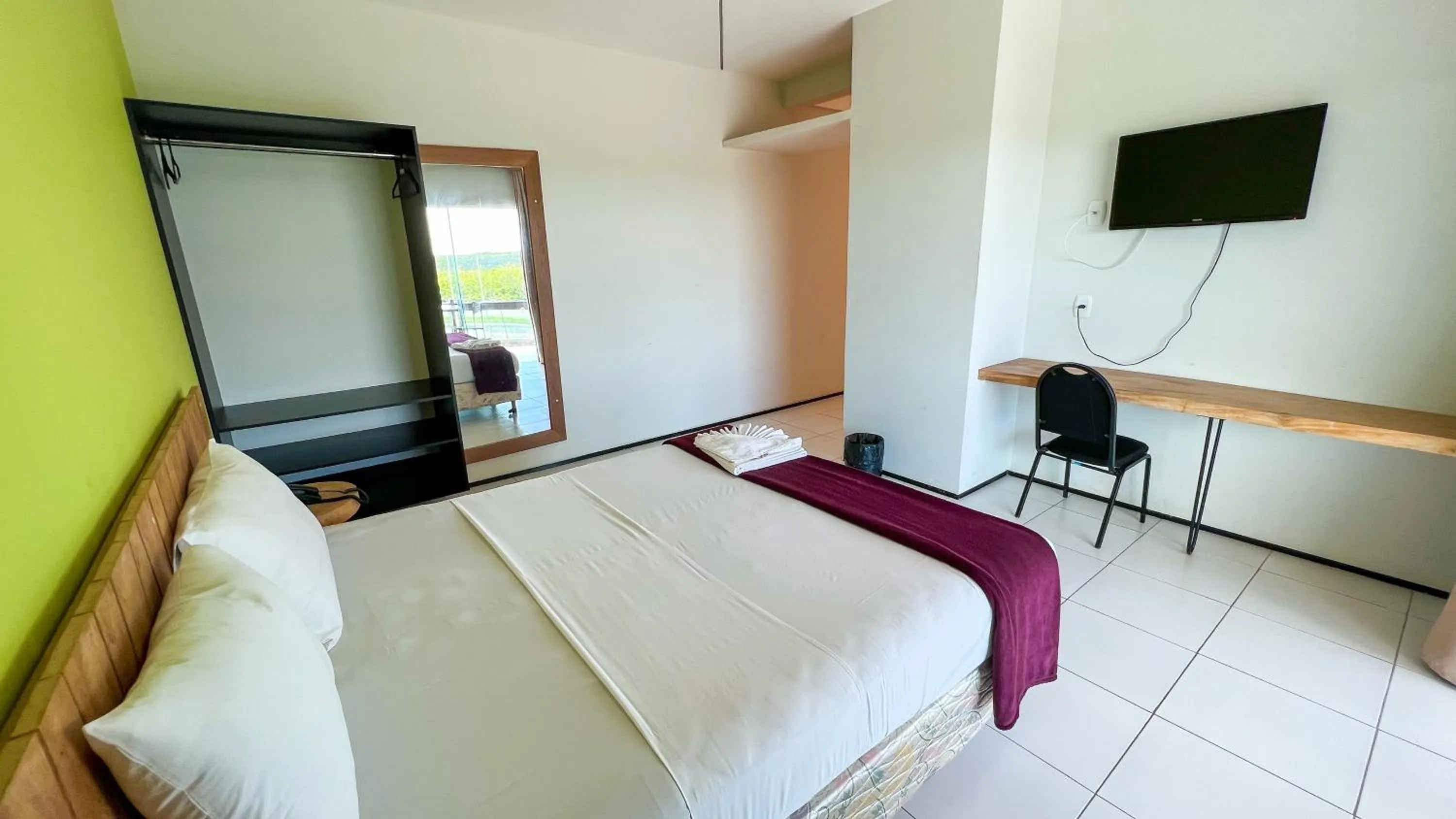 Bedroom, Bed in Arrey Beach Hotel