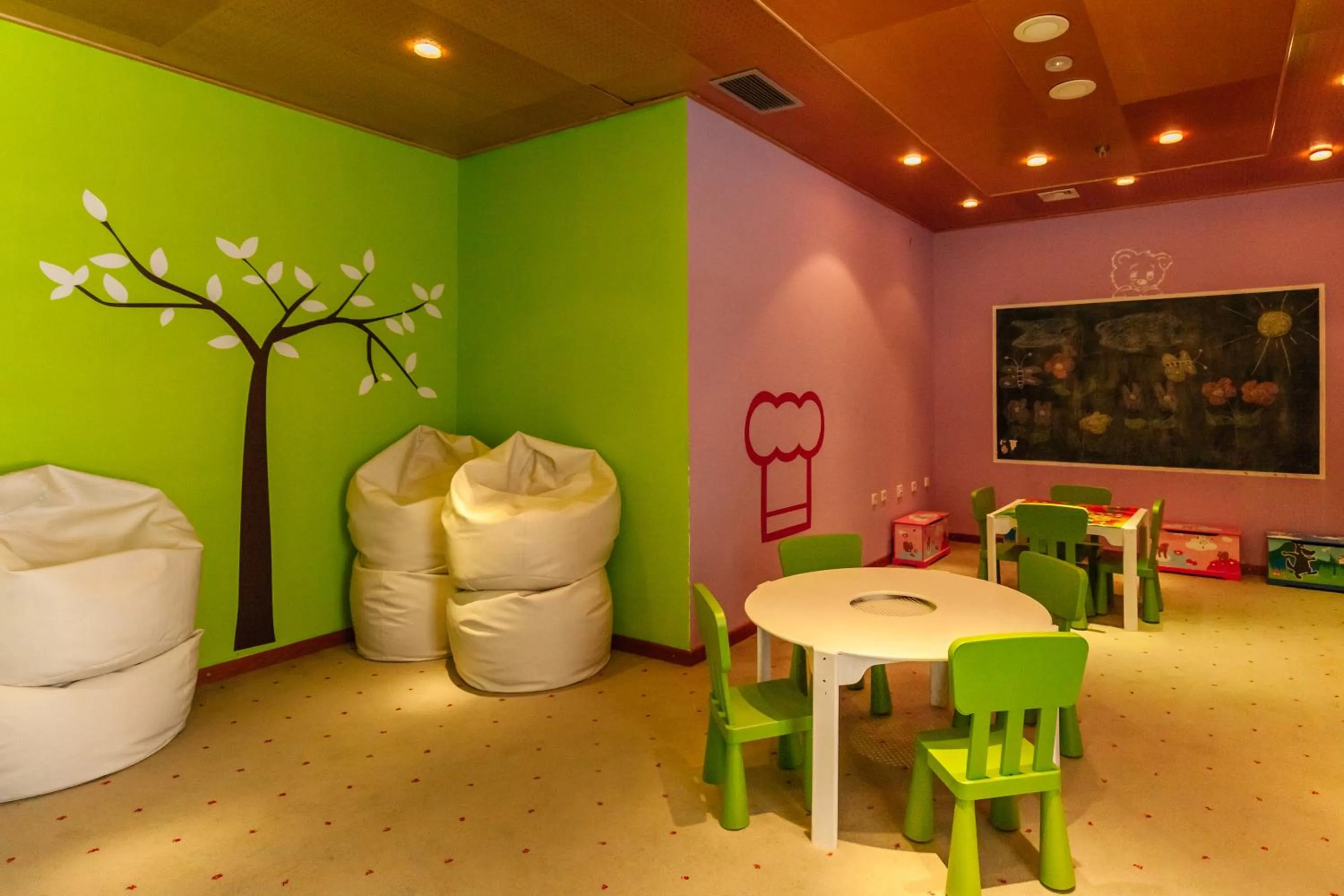 Entertainment in Hotel Jezero - Plitvice Lakes National Park