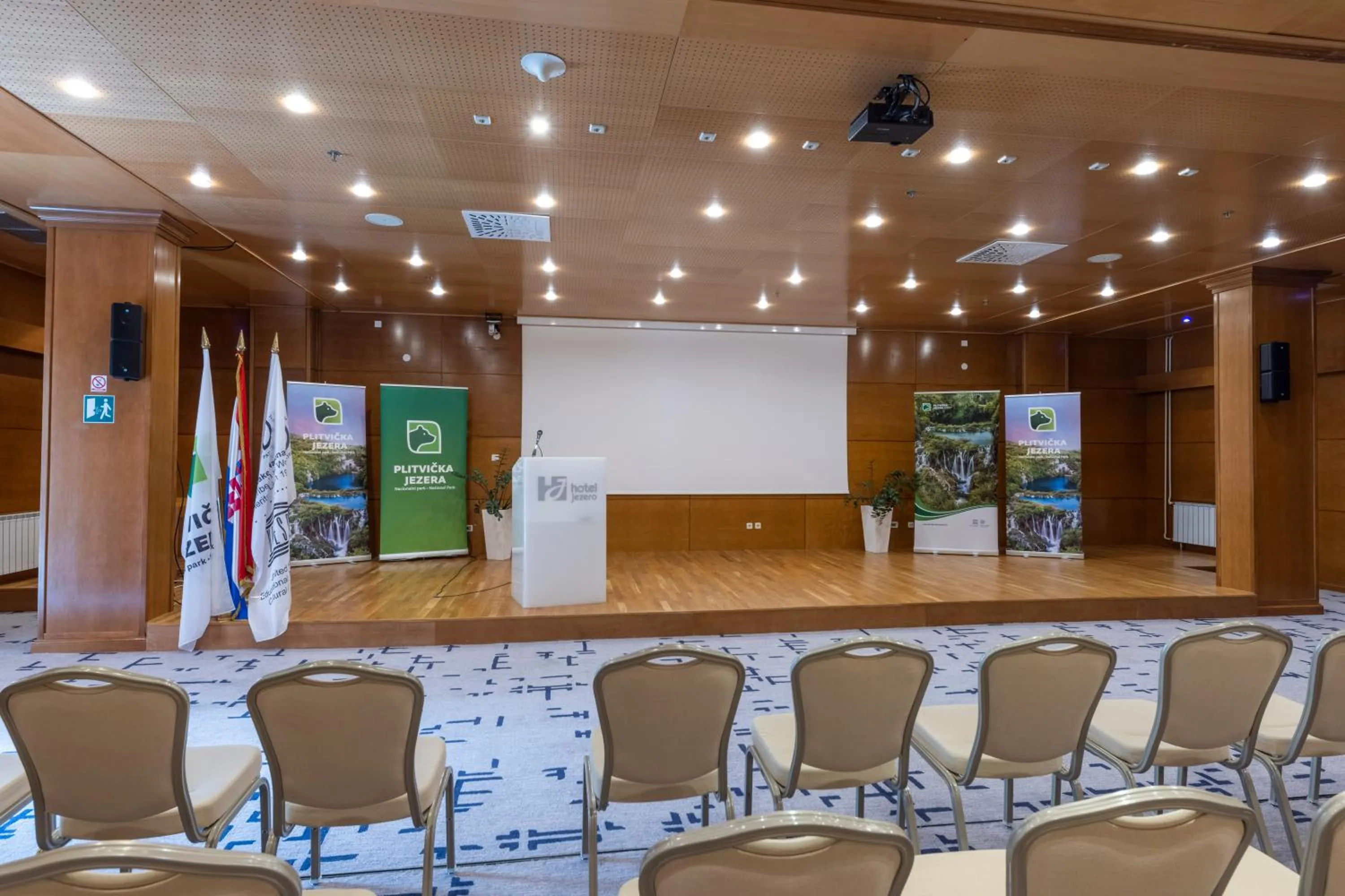 Business facilities in Hotel Jezero - Plitvice Lakes National Park