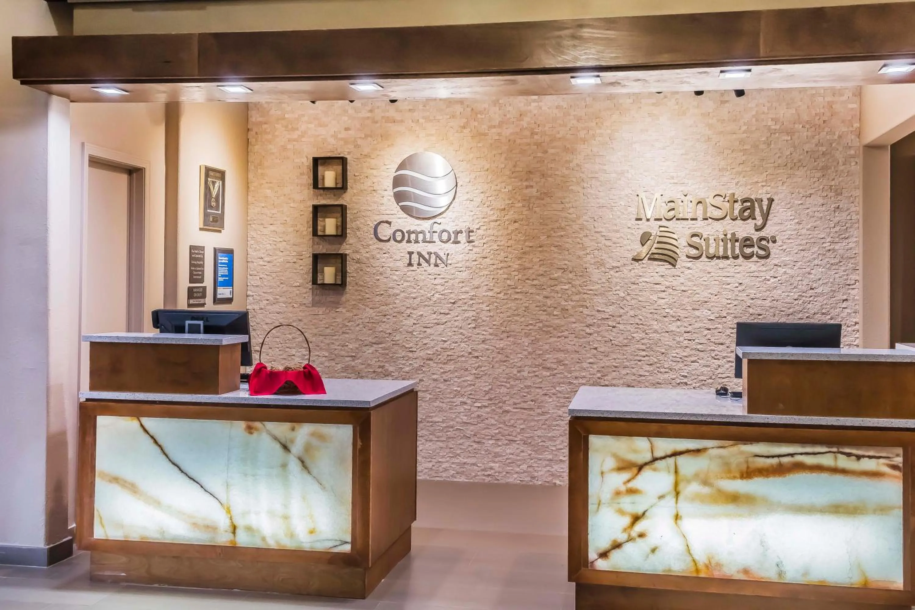 Lobby or reception in MainStay Suites Edinburg South