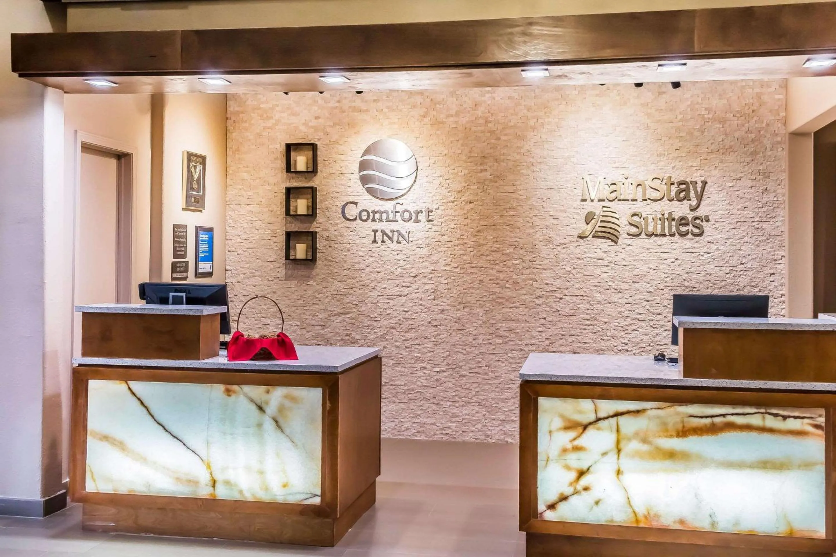 Lobby or reception in MainStay Suites Edinburg South