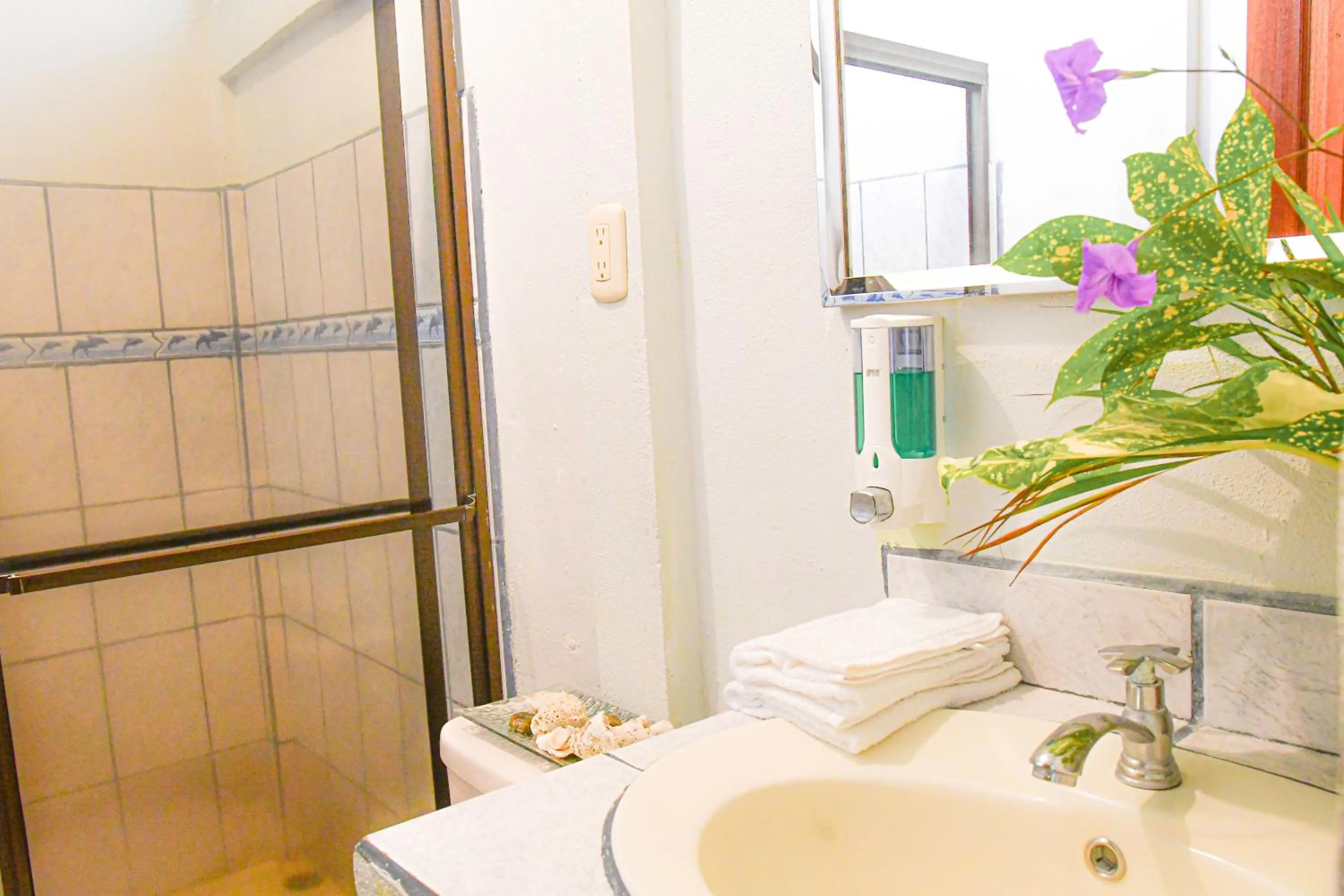 Cabinas Bahía Uvita - Marino Ballena National Park Lodge