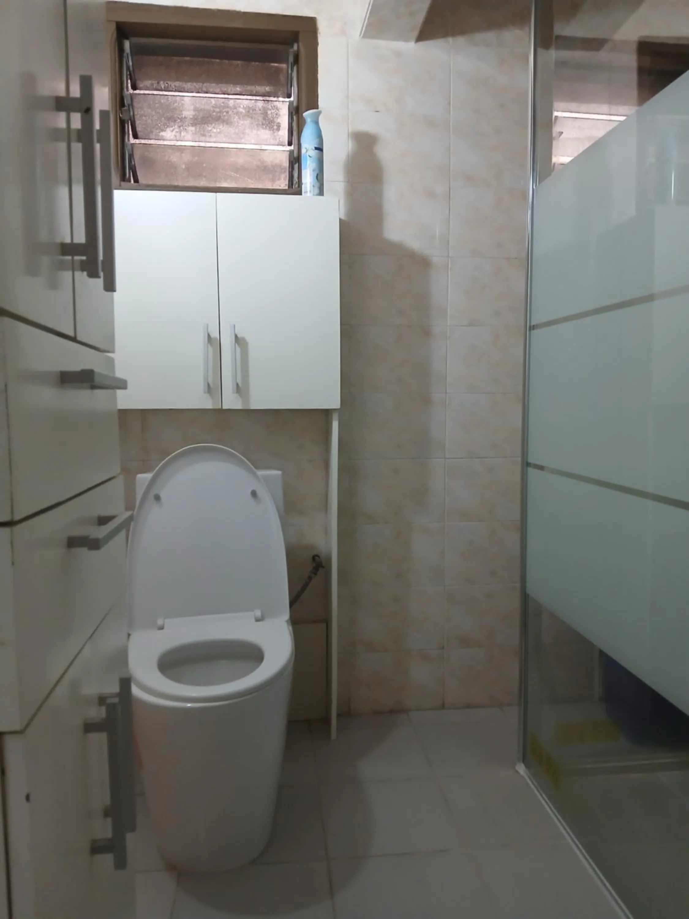 Toilet in Résidence MC