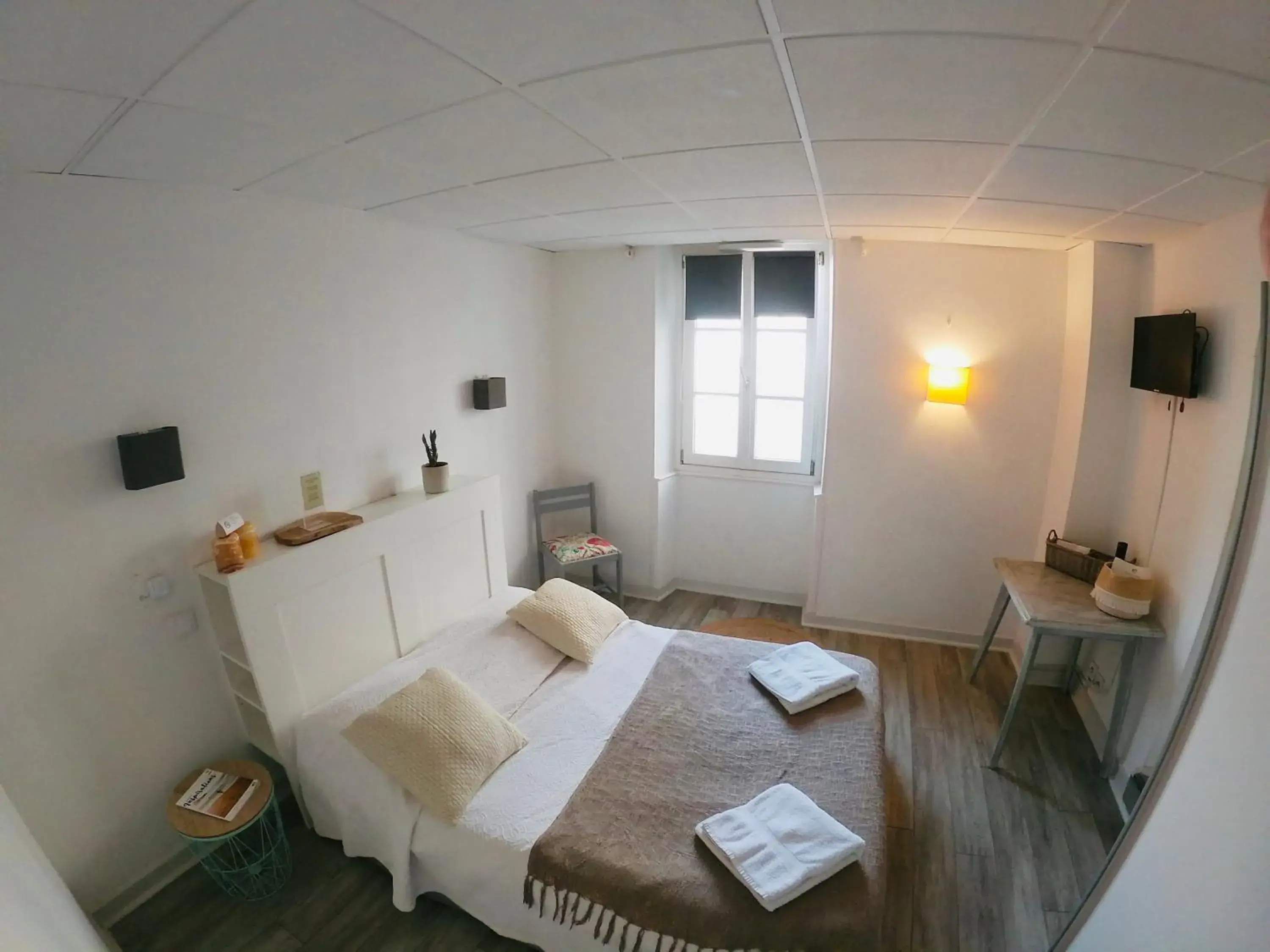 Double Room in Le Petit Hôtel Double Room in Le Petit Hôtel