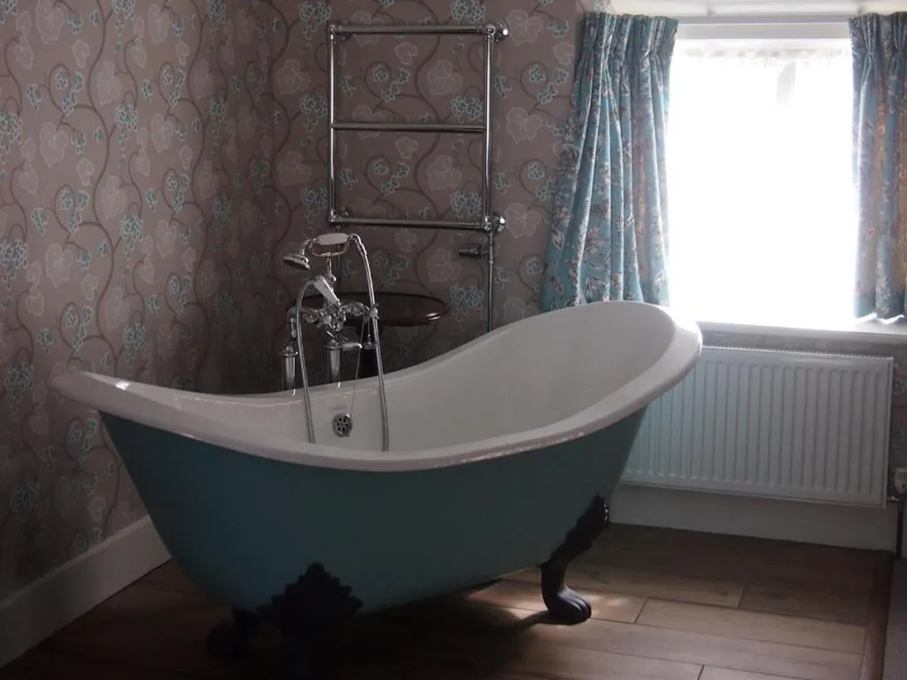 Bathroom in Clare Cottage