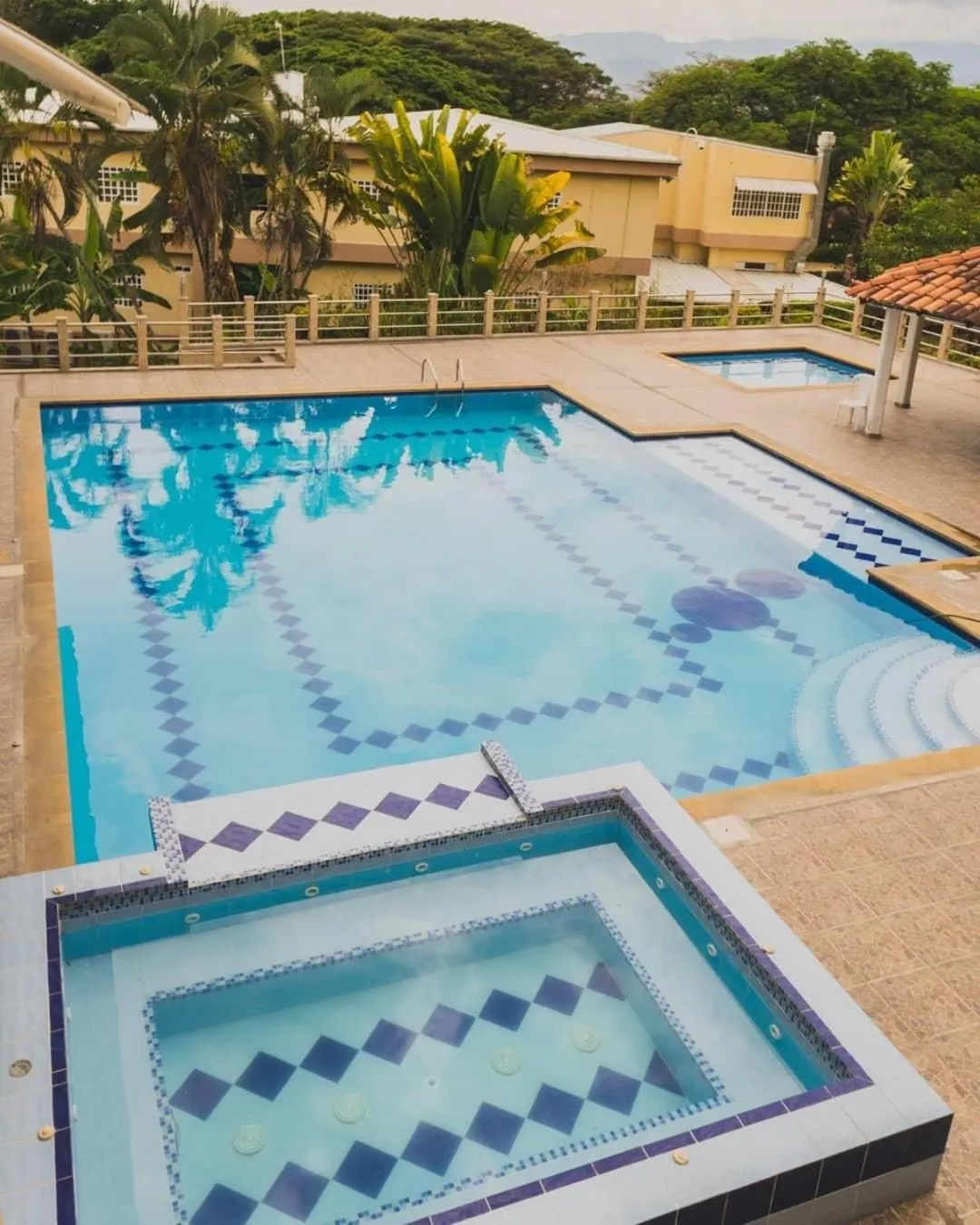 Hot Tub in Hotel Manantial