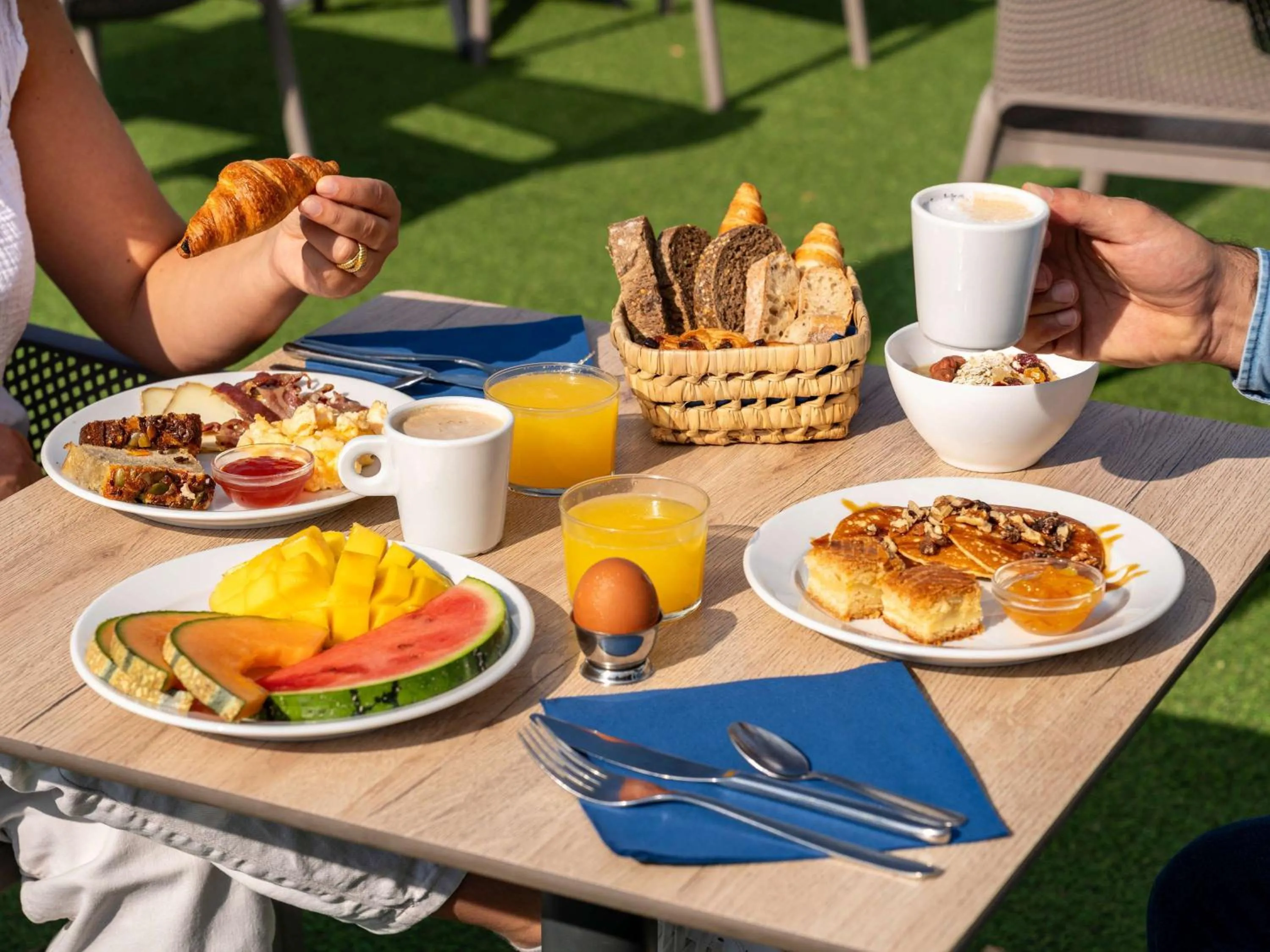 Breakfast in Hôtel Le Biarritz