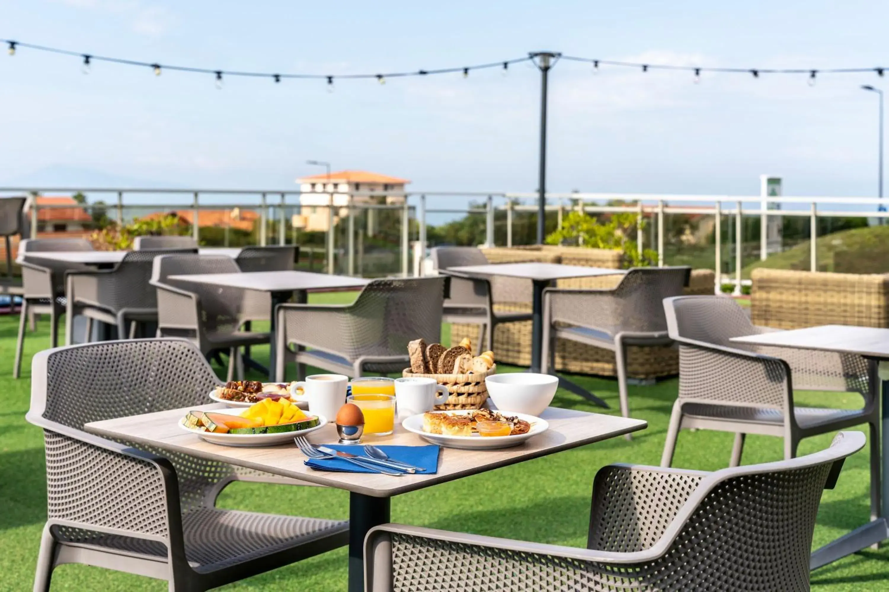 Restaurant/places to eat in ibis Styles Biarritz Plage Restaurant/places to eat in ibis Styles Biarritz Plage