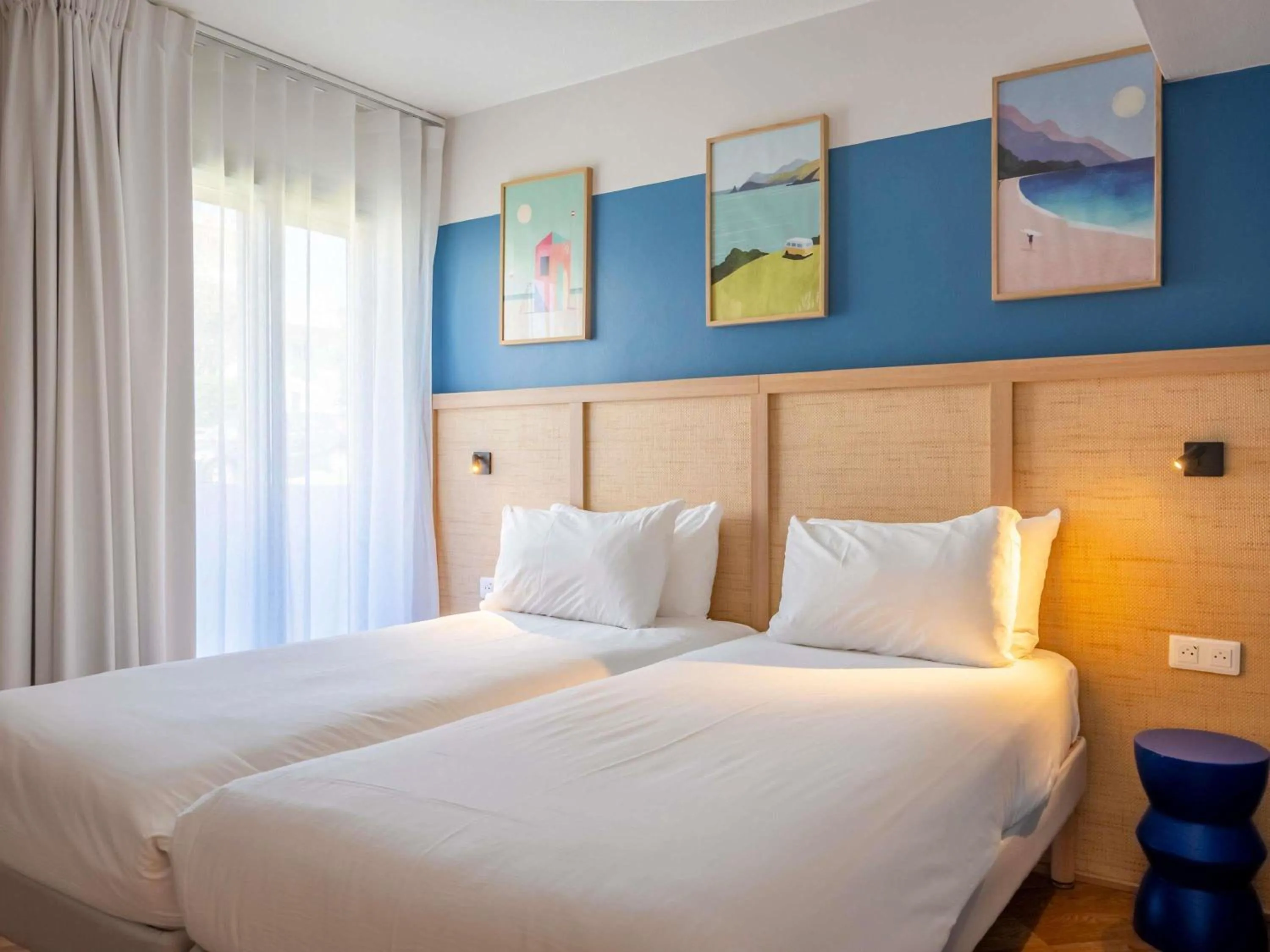 Bedroom, Bed in ibis Styles Biarritz Plage
