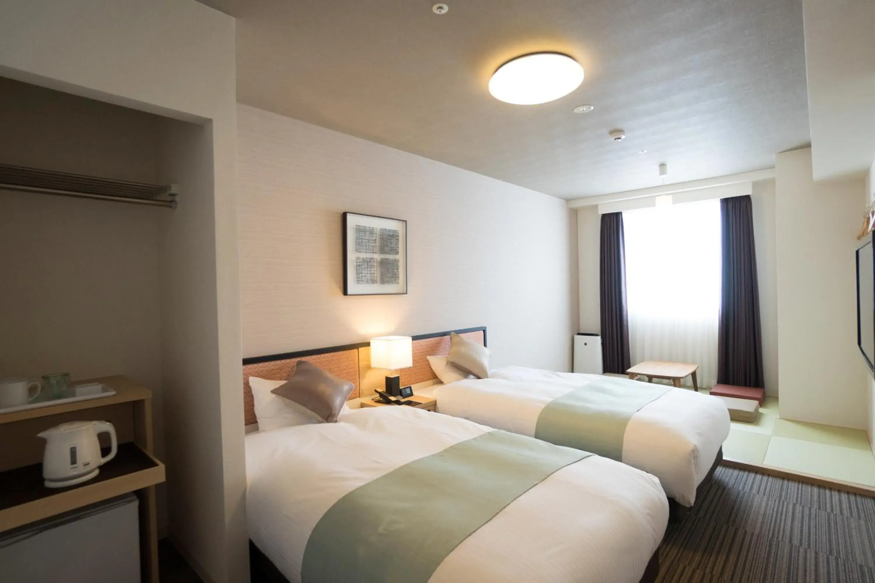 Photo of the whole room, Bed in Hotel La'gent Plaza Hakodate Hokuto Photo of the whole room, Bed in Hotel La'gent Plaza Hakodate Hokuto