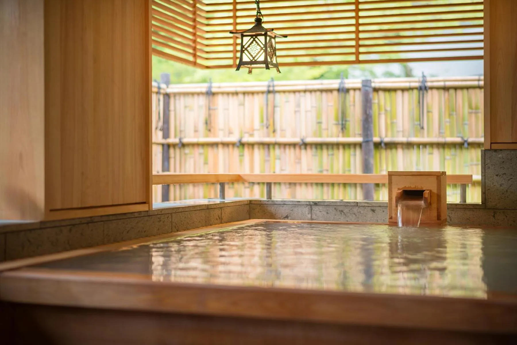 Hot Spring Bath in Yumoto Kissho