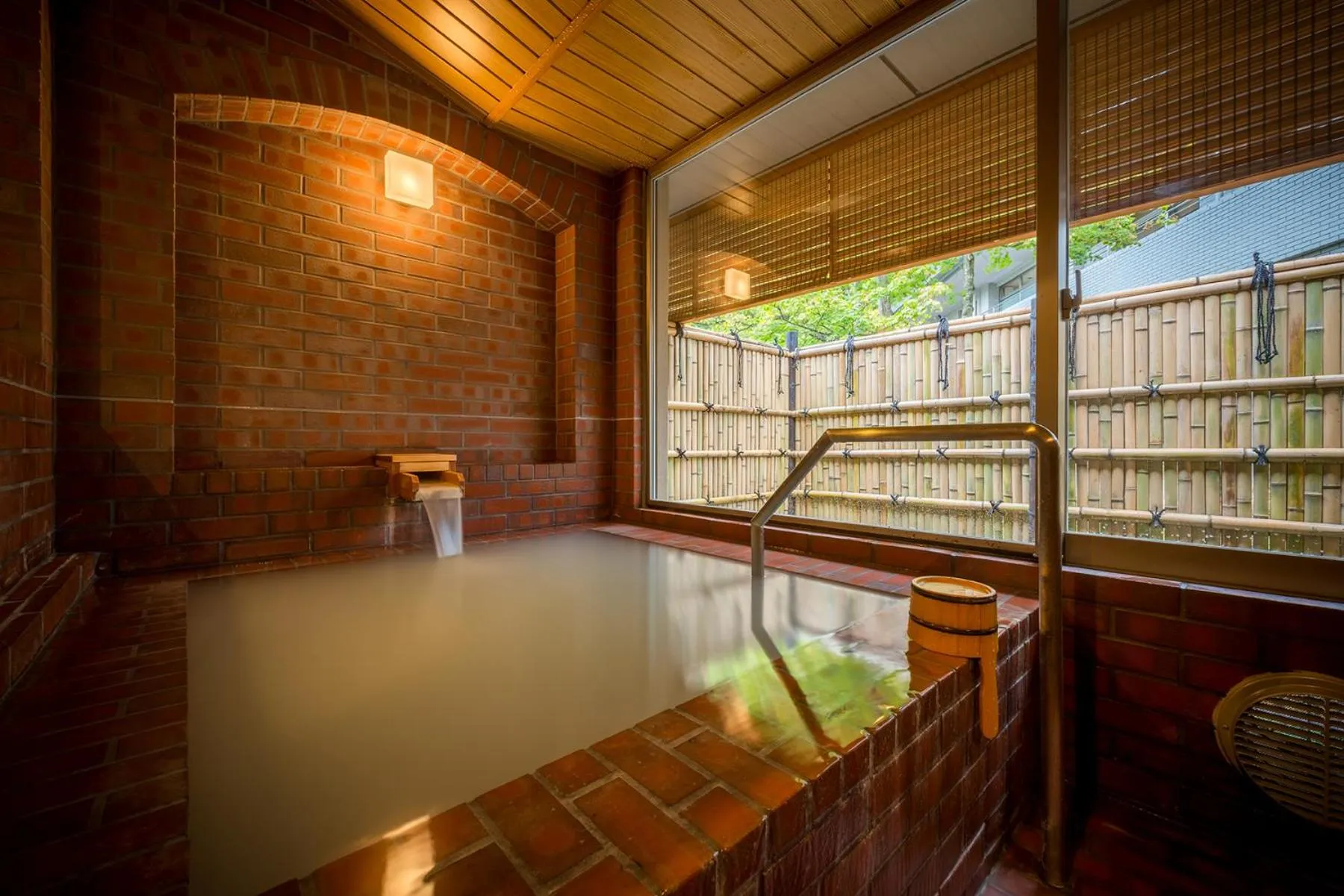 Hot Spring Bath in Yumoto Kissho