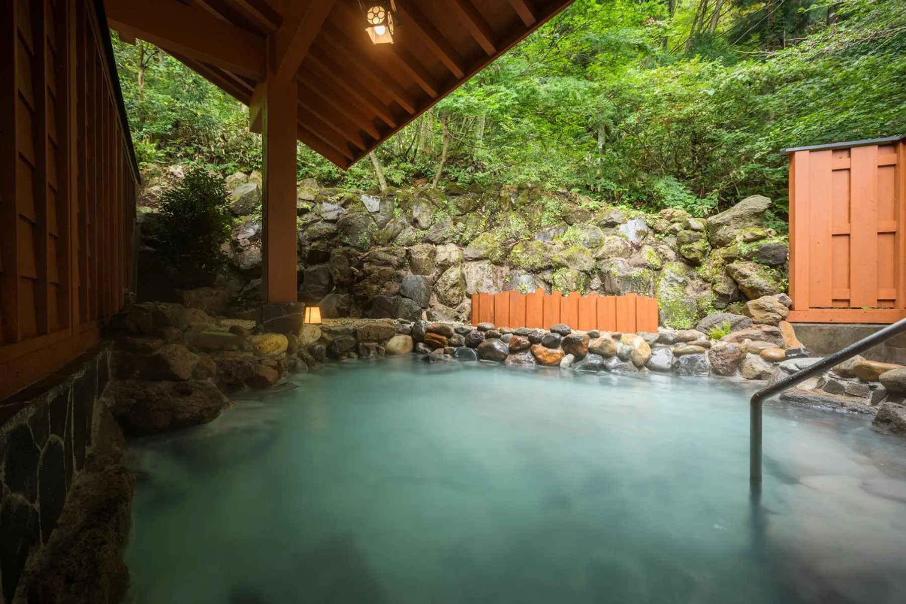 Open Air Bath in Yumoto Kissho