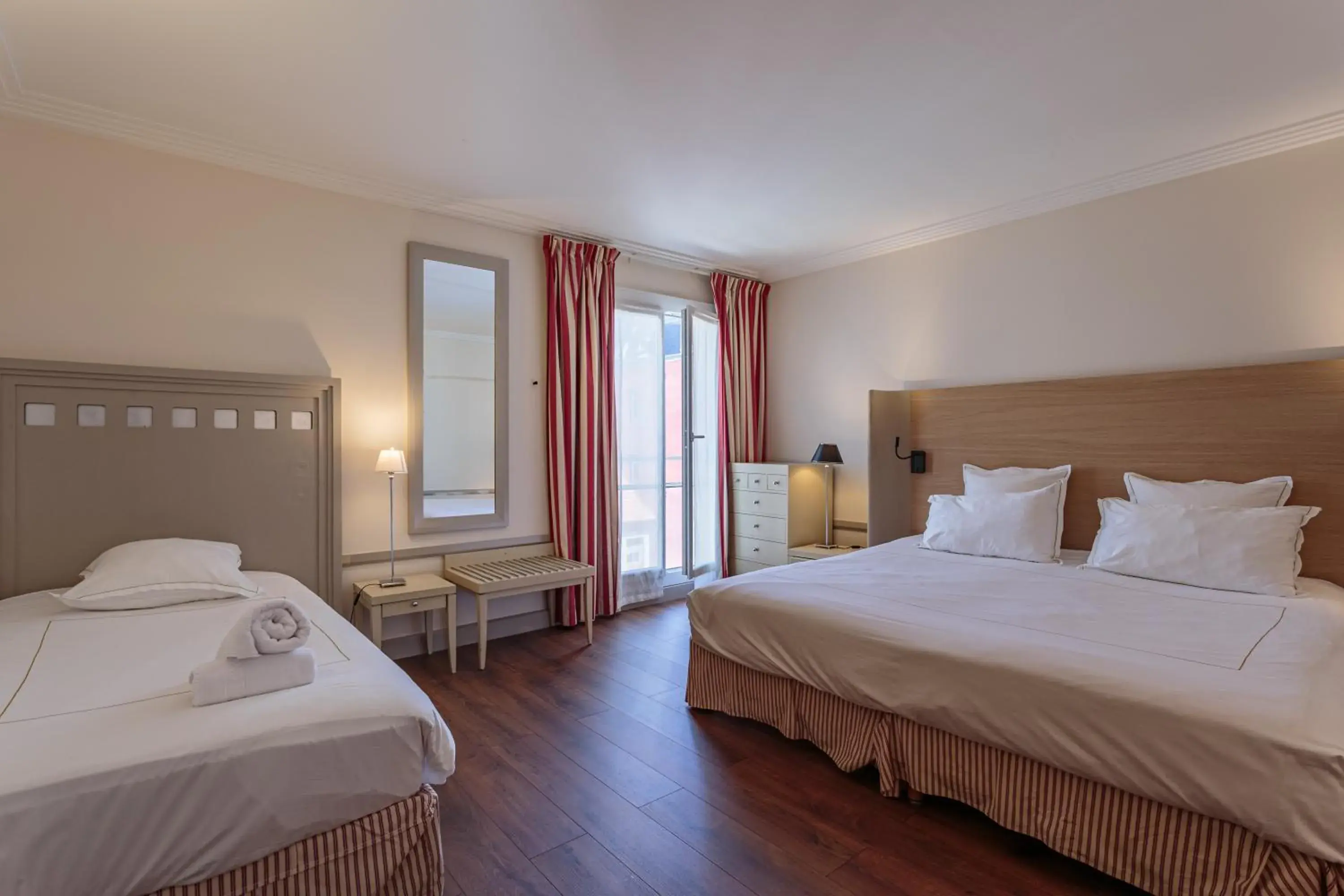 Triple Room in Grand Tonic Hotel & SPA NUXE Triple Room in Grand Tonic Hotel & SPA NUXE